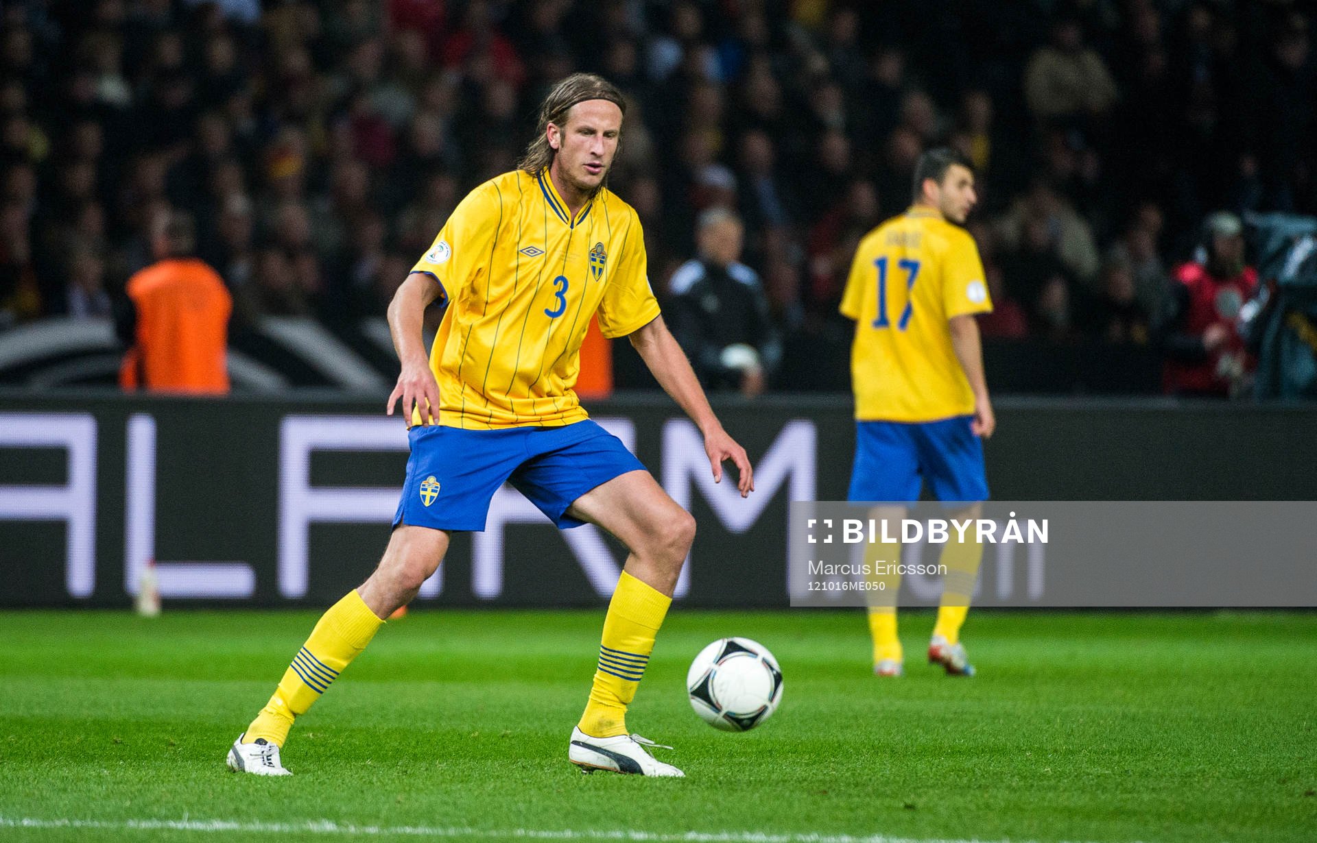 Jonas Olsson, Sverige
