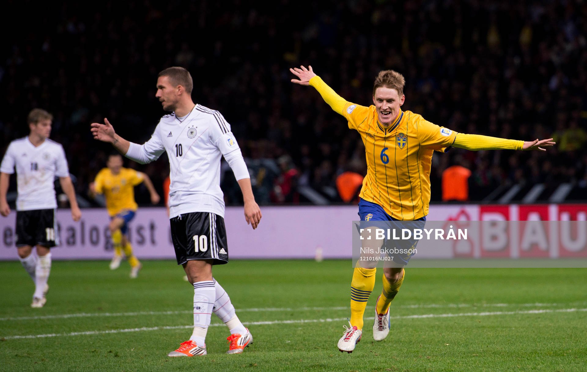 Lukas PODOLSKI, Tyskland deppar, Rasmus Elm, Sverige jublar