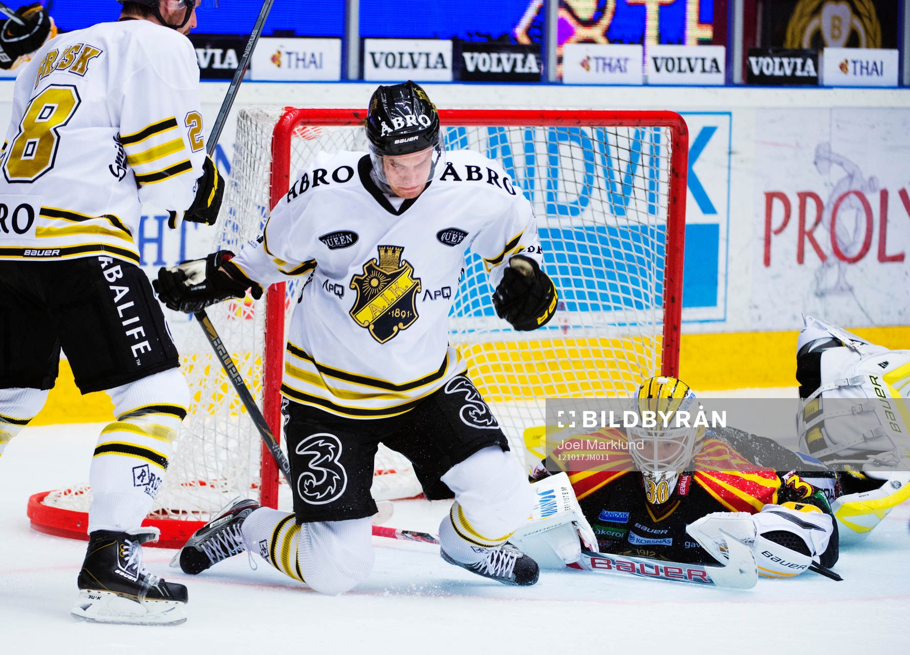 Fredrik Hynning, AIK, jublar