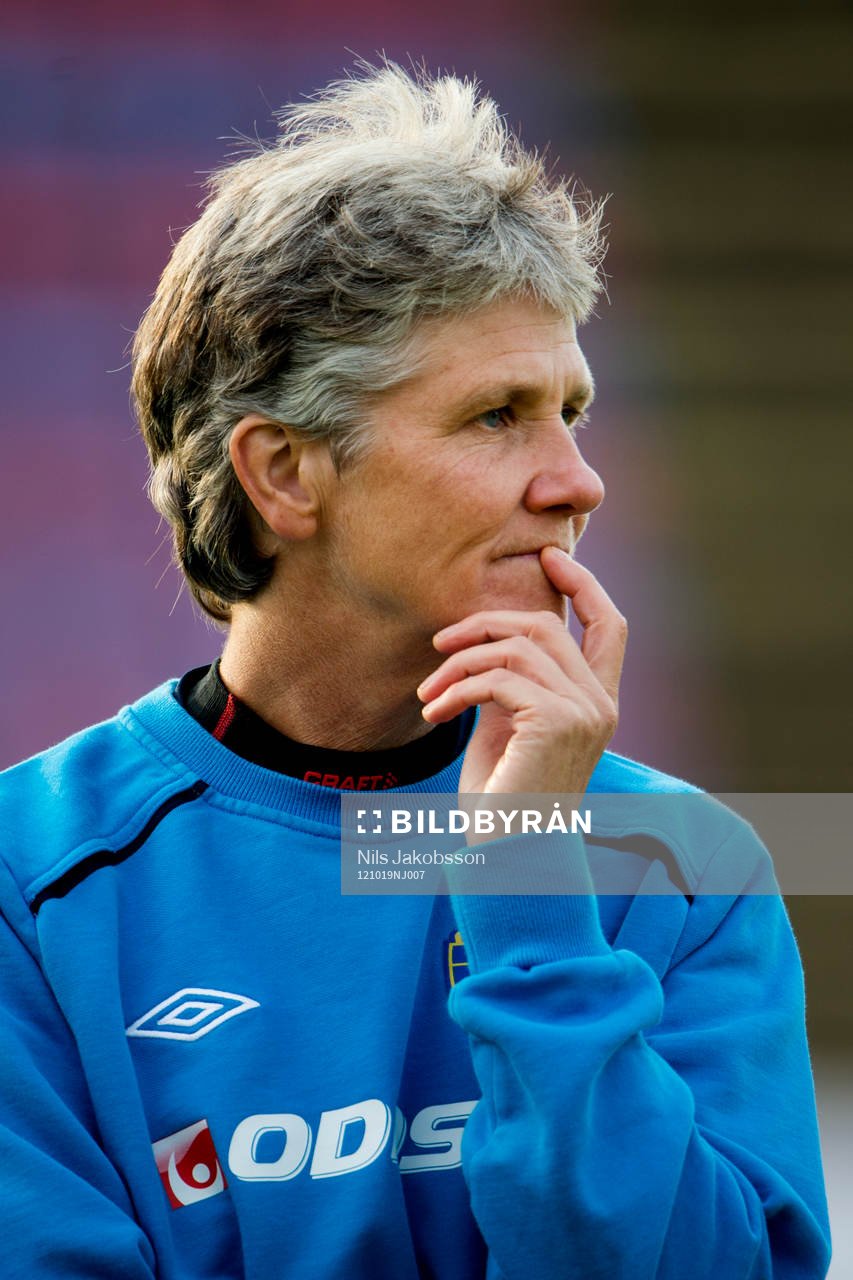 Pia Sundhage, förbundskapten, Sverige