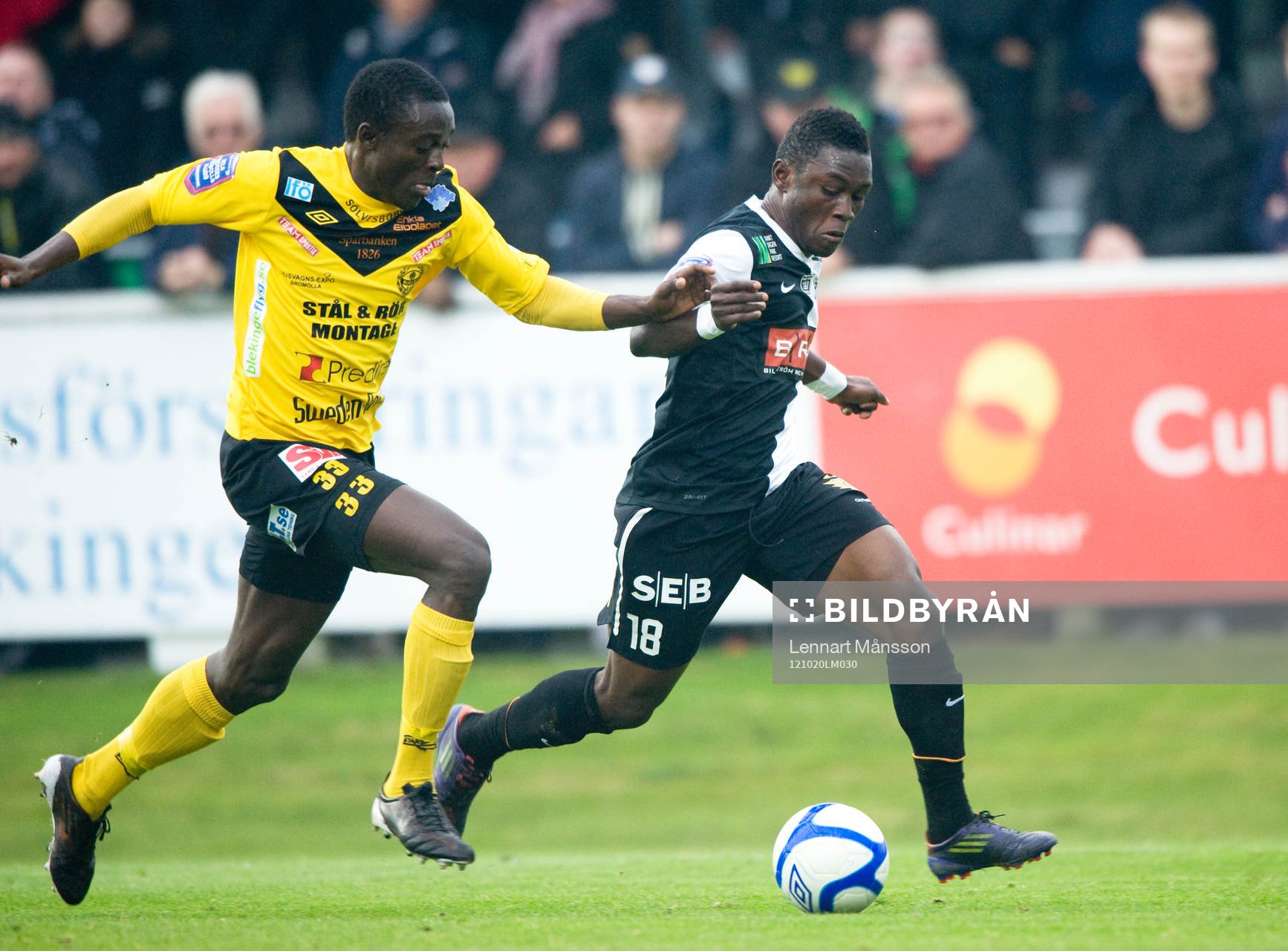Waris Majeed, Häcken, och Gbenga Arakoyo, Mjällby