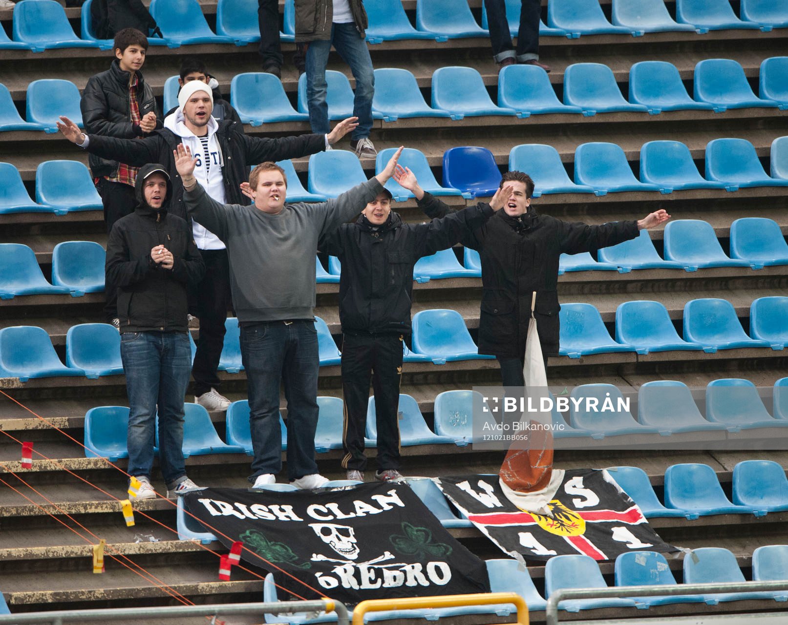 Örebro supportrar, åskådare
