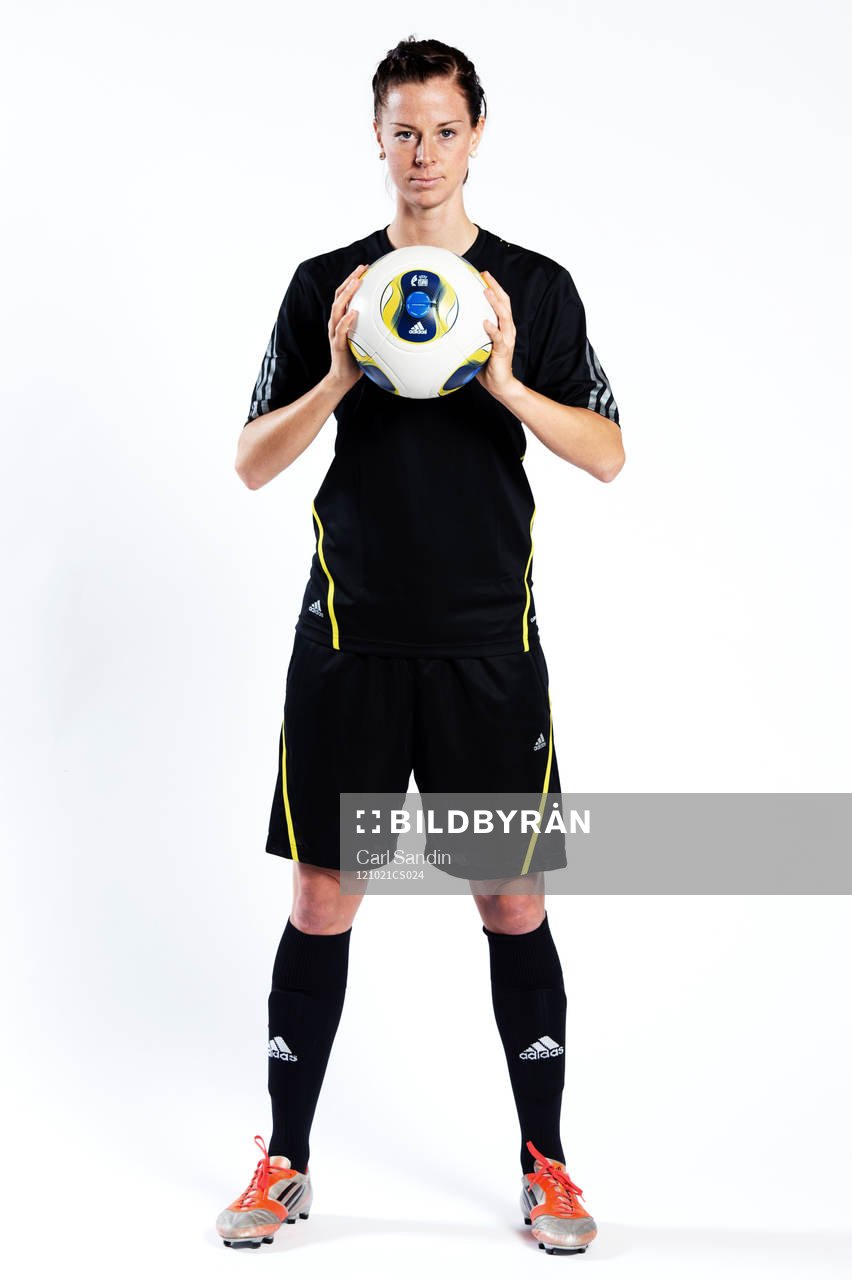 Lotta Schelin, Sverige