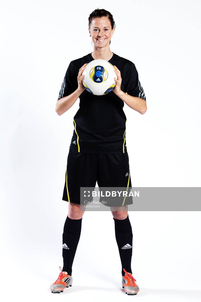 Lotta Schelin, Sverige