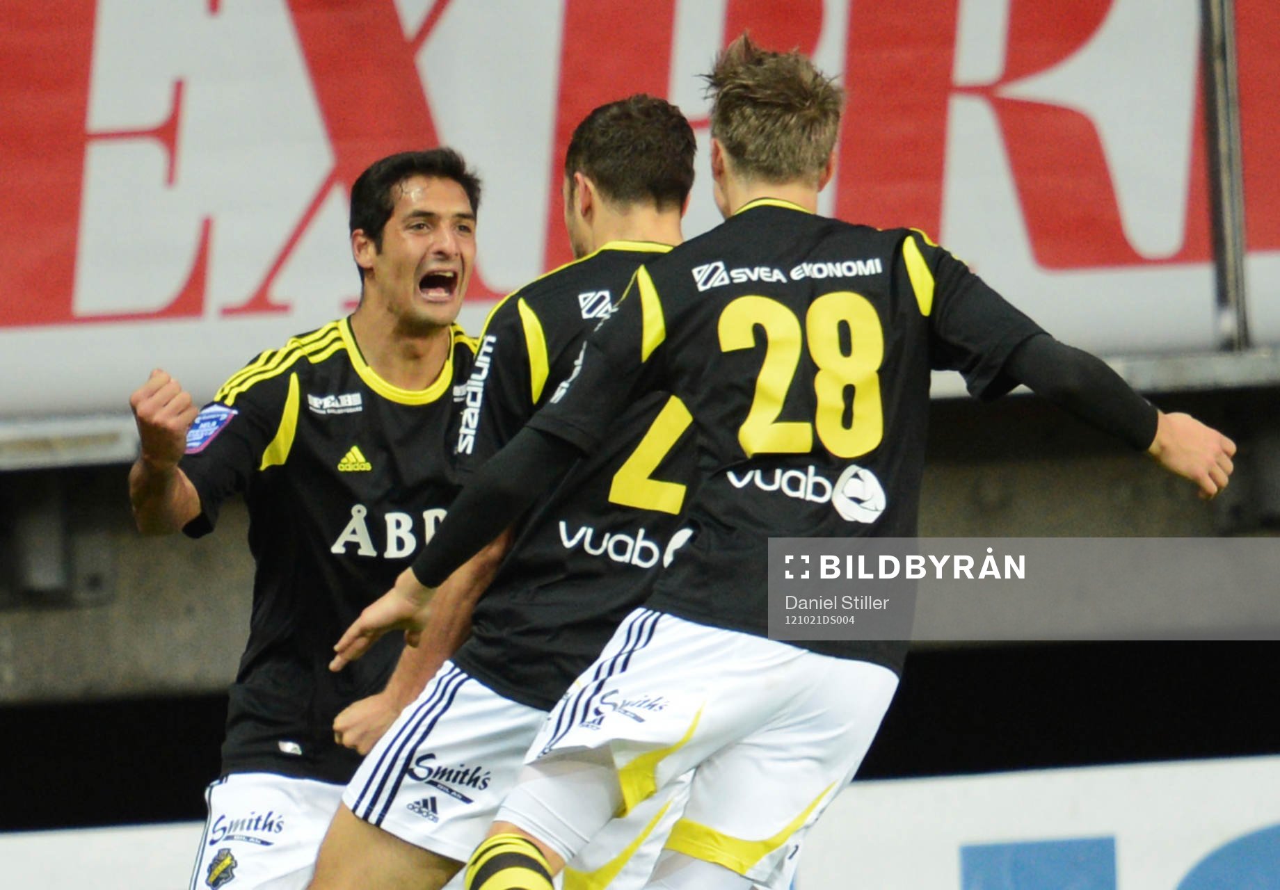 Jubel AIK när Niklas Backman gör 0-1