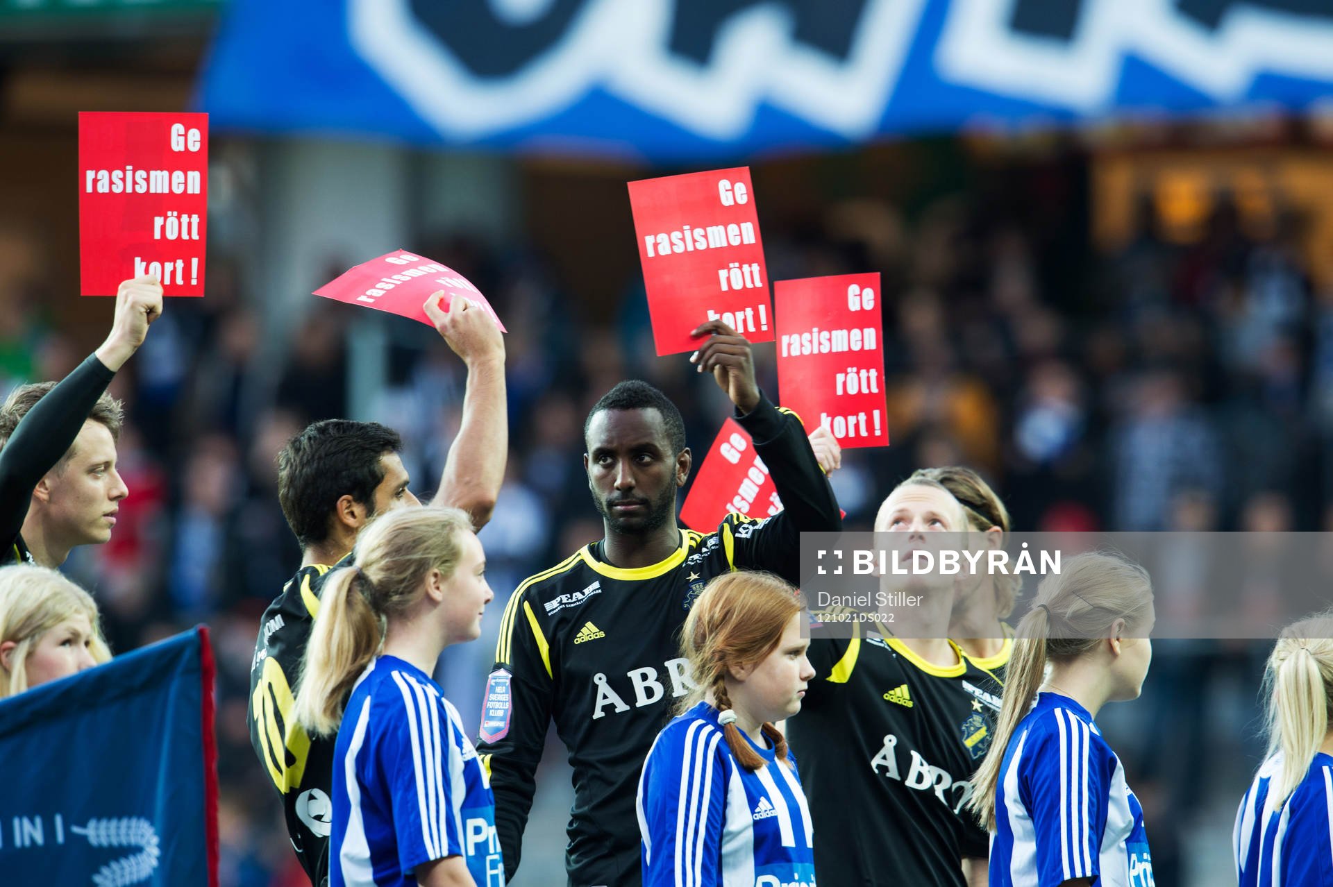 AIK och Moro Ibrahim ger rasismen rött kort