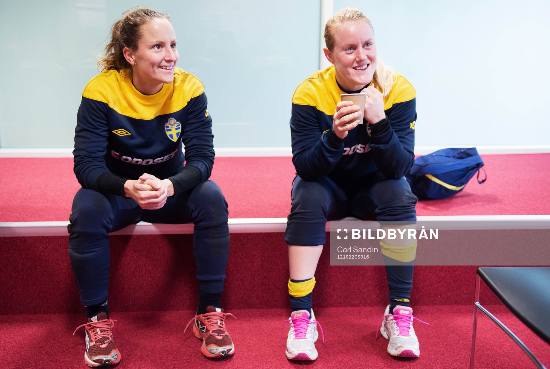 Sofia Lundgren, målvakt, och Kristin Hammarström, målvakt