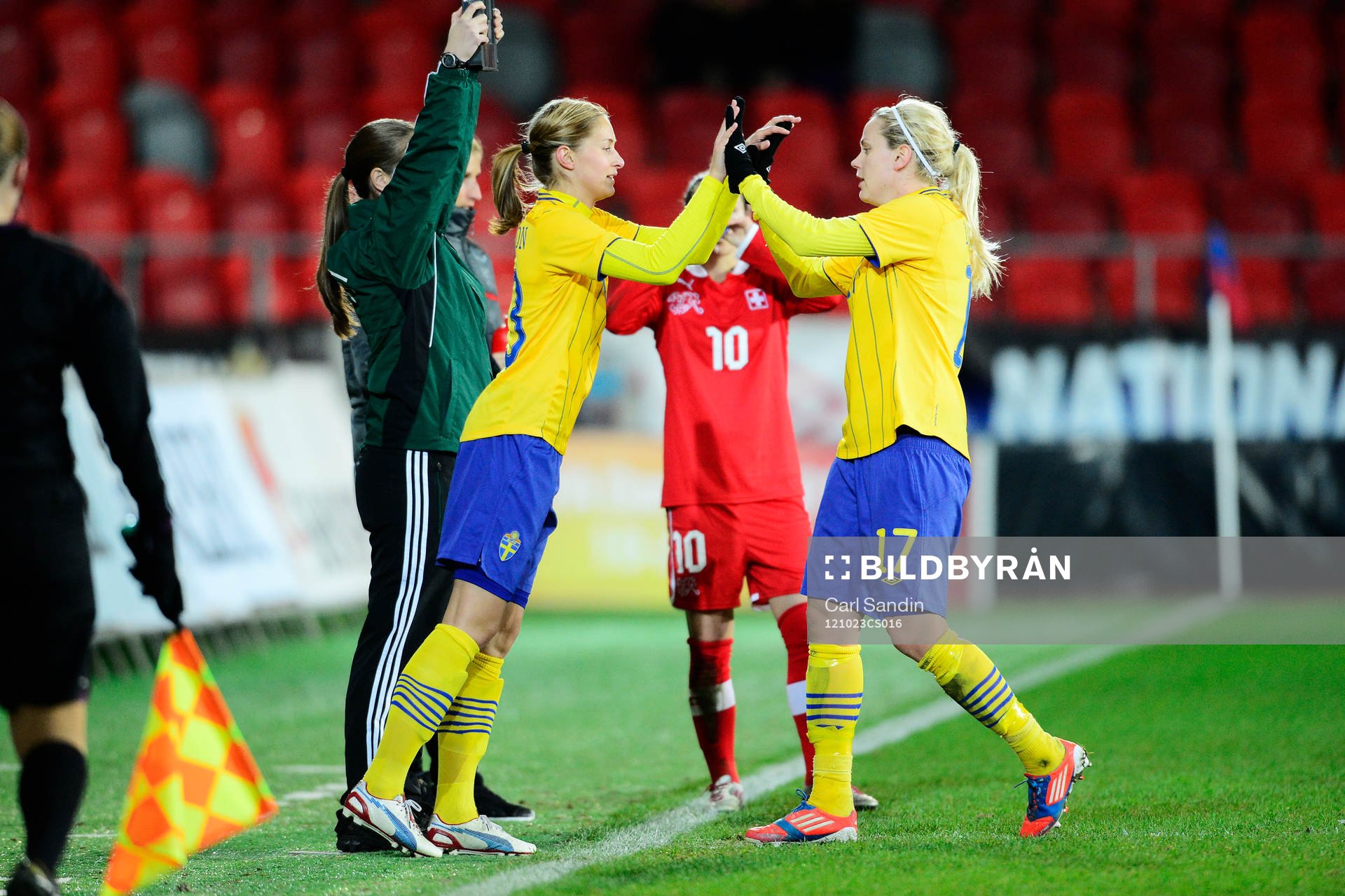 Fotboll, Damlandslaget, Träningslandskamp, Sverige -