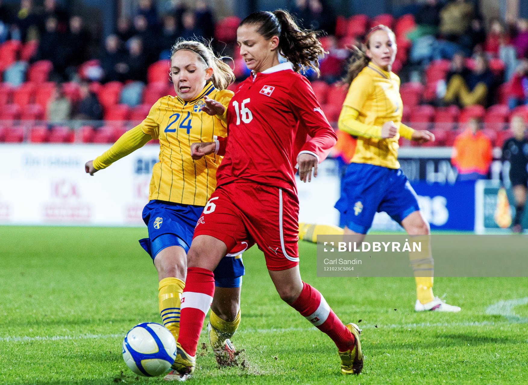 Fotboll, Damlandslaget, Träningslandskamp, Sverige -