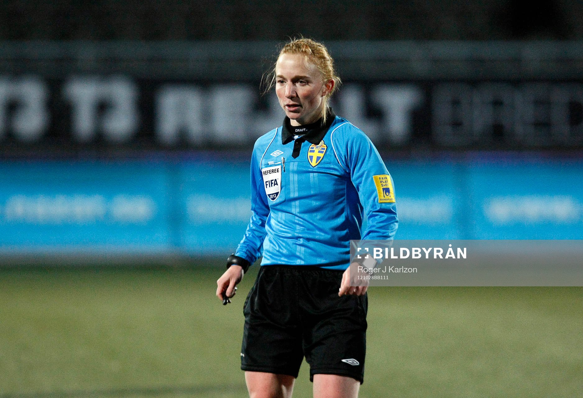 Linn Andersson, domare i matchen mellan Umeå IK och LdB FC