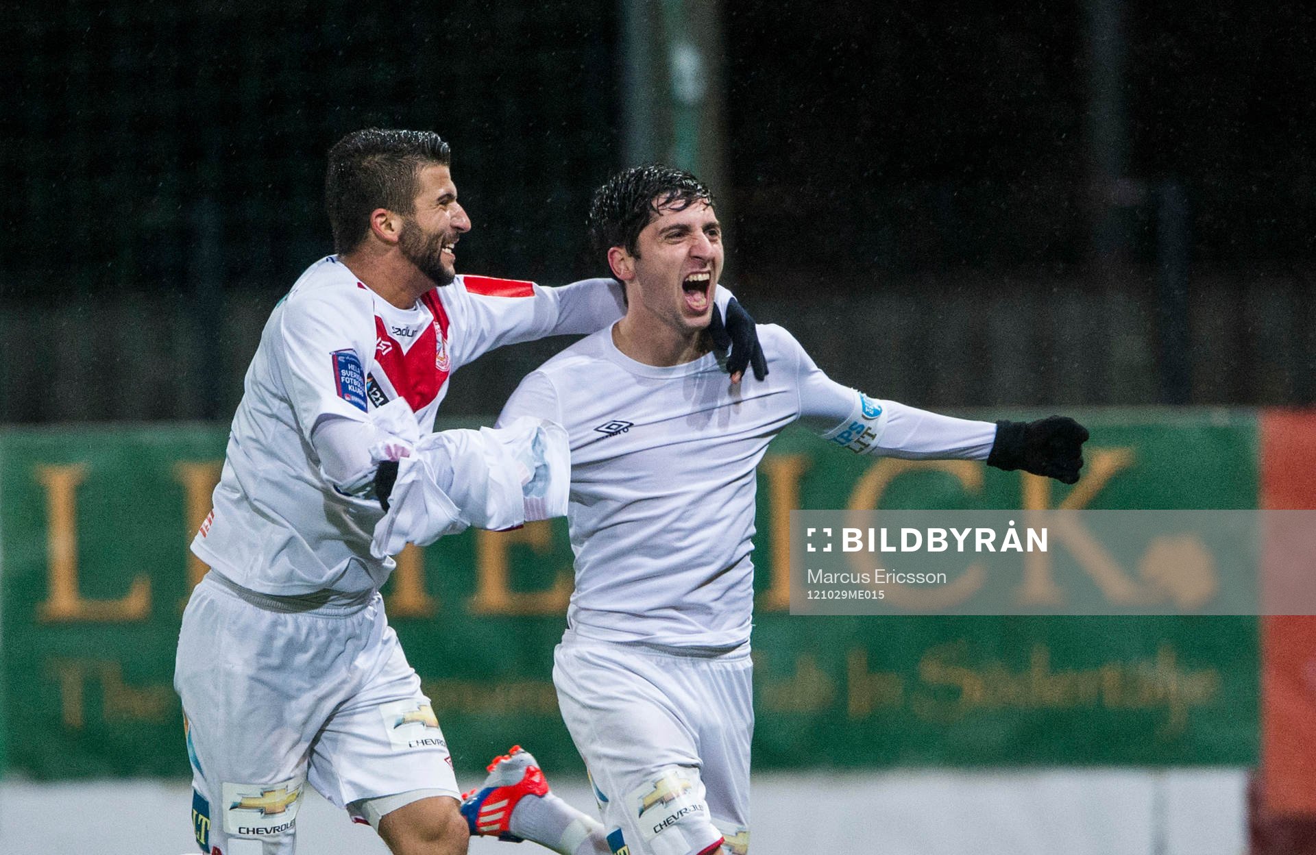  Nahir Besara, Assyriska jublar efter 2-1