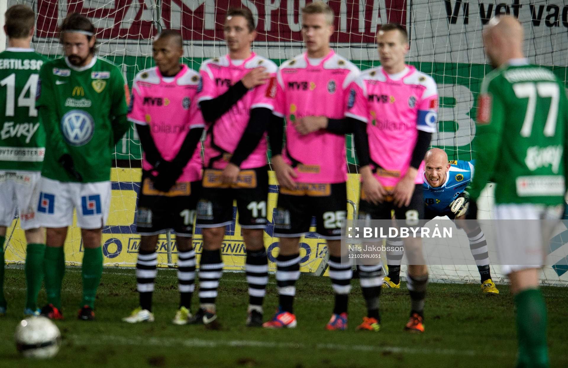 Max Mölder, Landskrona, fick hoppa in som målvakt