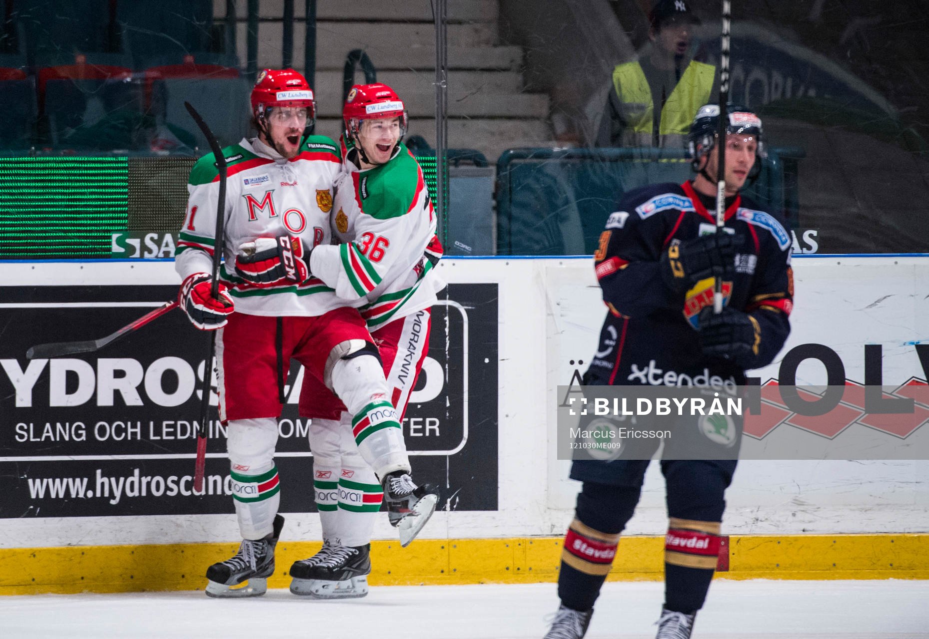 Anze Kopitar och Patrick Björnstrand, Mora jublar