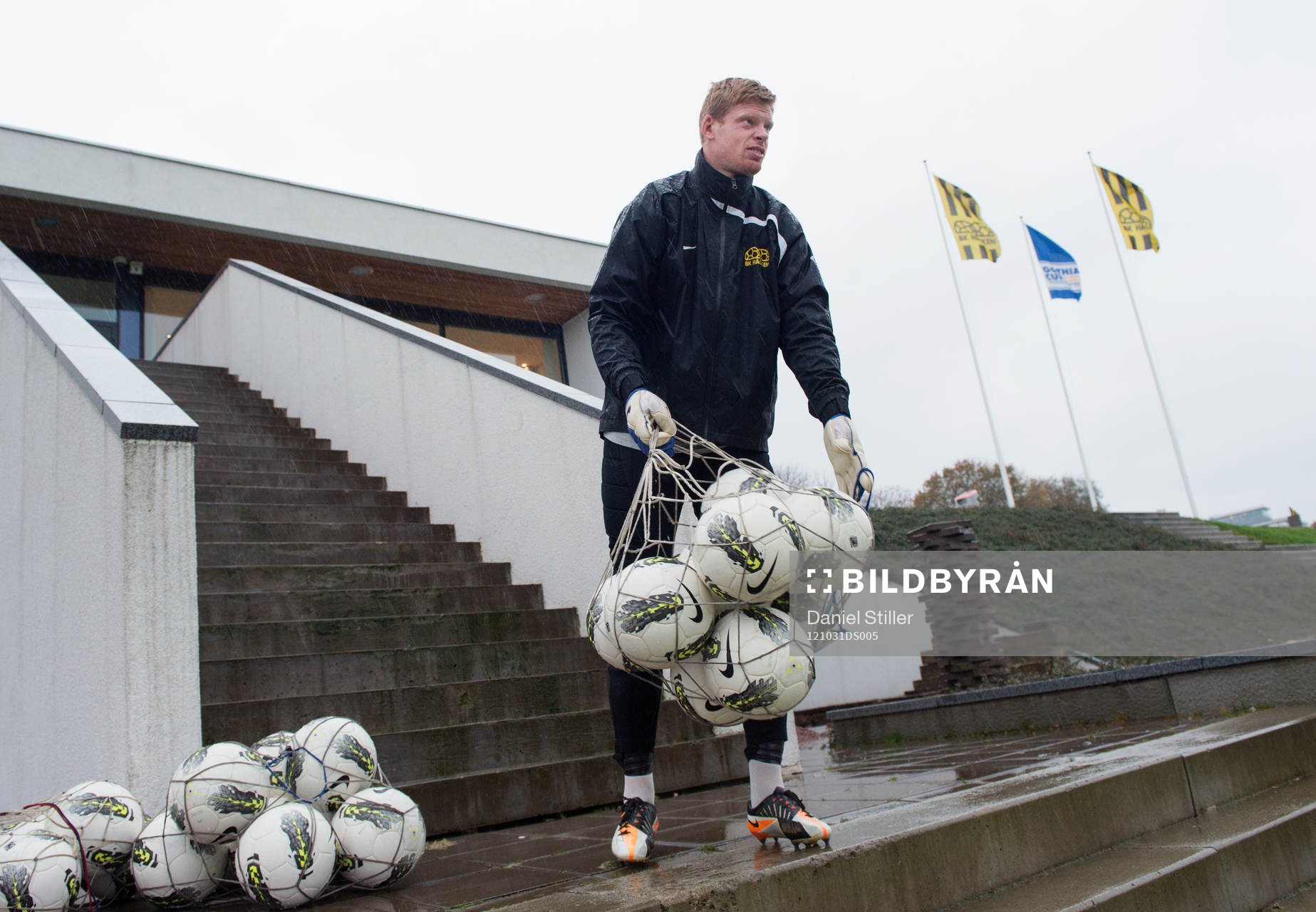 Christoffer Källqvist, målvakt, Häcken, på väg ut till
