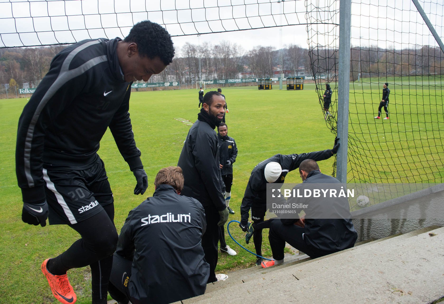 Dominic Chatto, Rene Makondele, Häcken