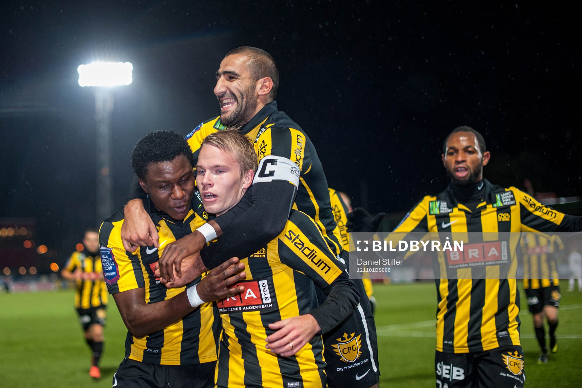 Oscar Lewicki, Häcken, gör 1-0, jubel Dominic Chatto,