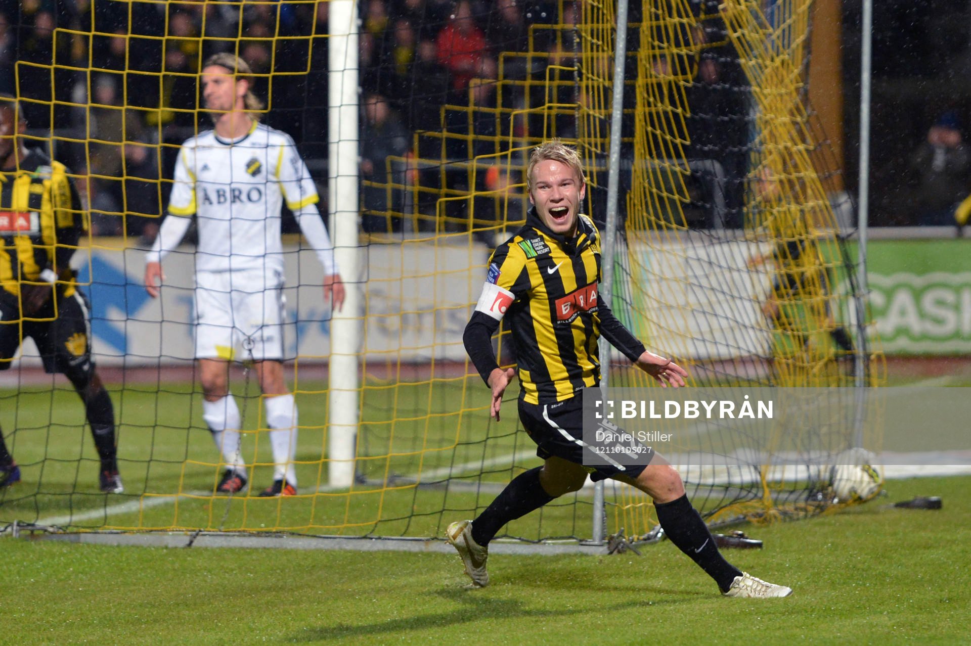 Oscar Lewicki, Häcken, gör 1-0, jubel