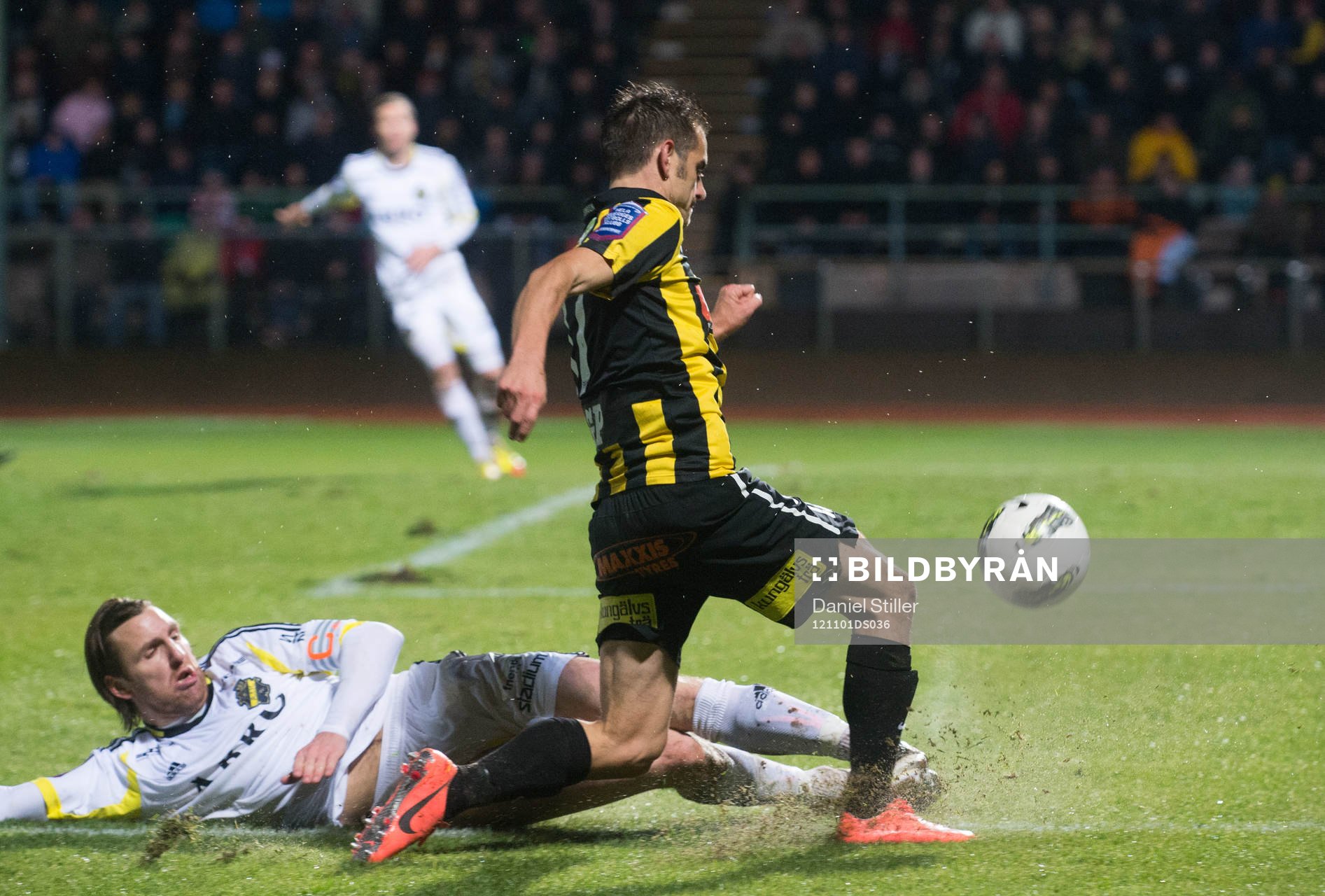 Nils-Eric Johansson, AIK. Björn Anklev, Häcken