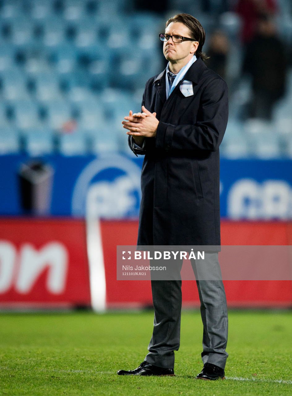 en sammanbiten Rikard Norling, tränare Malmö FF
