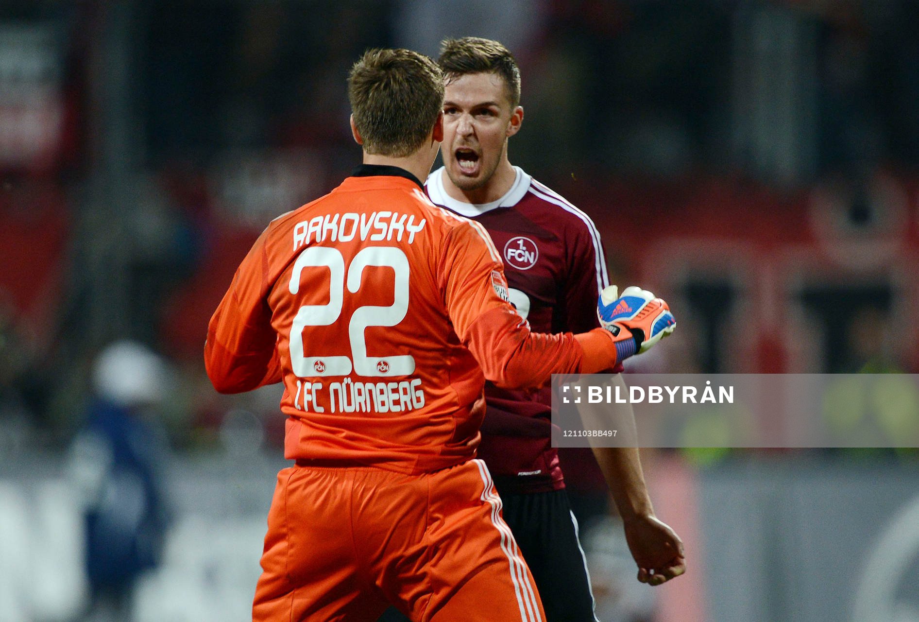 Jubel v.l. Torwart Patrick Rakovsky, Per Nilsson (Nuernberg)