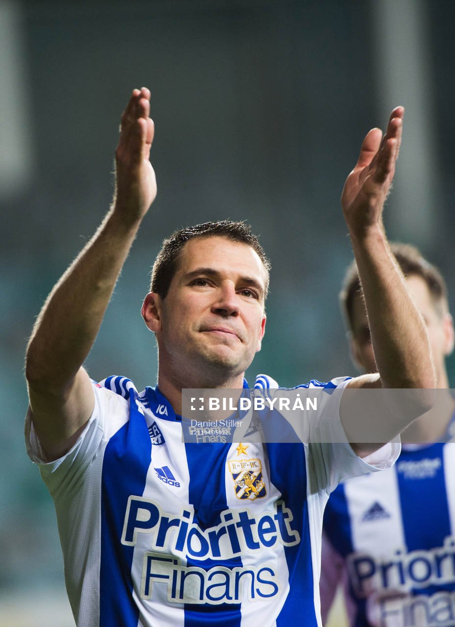 Stefan Selakovic, IFK Göteborg, tackar publiken