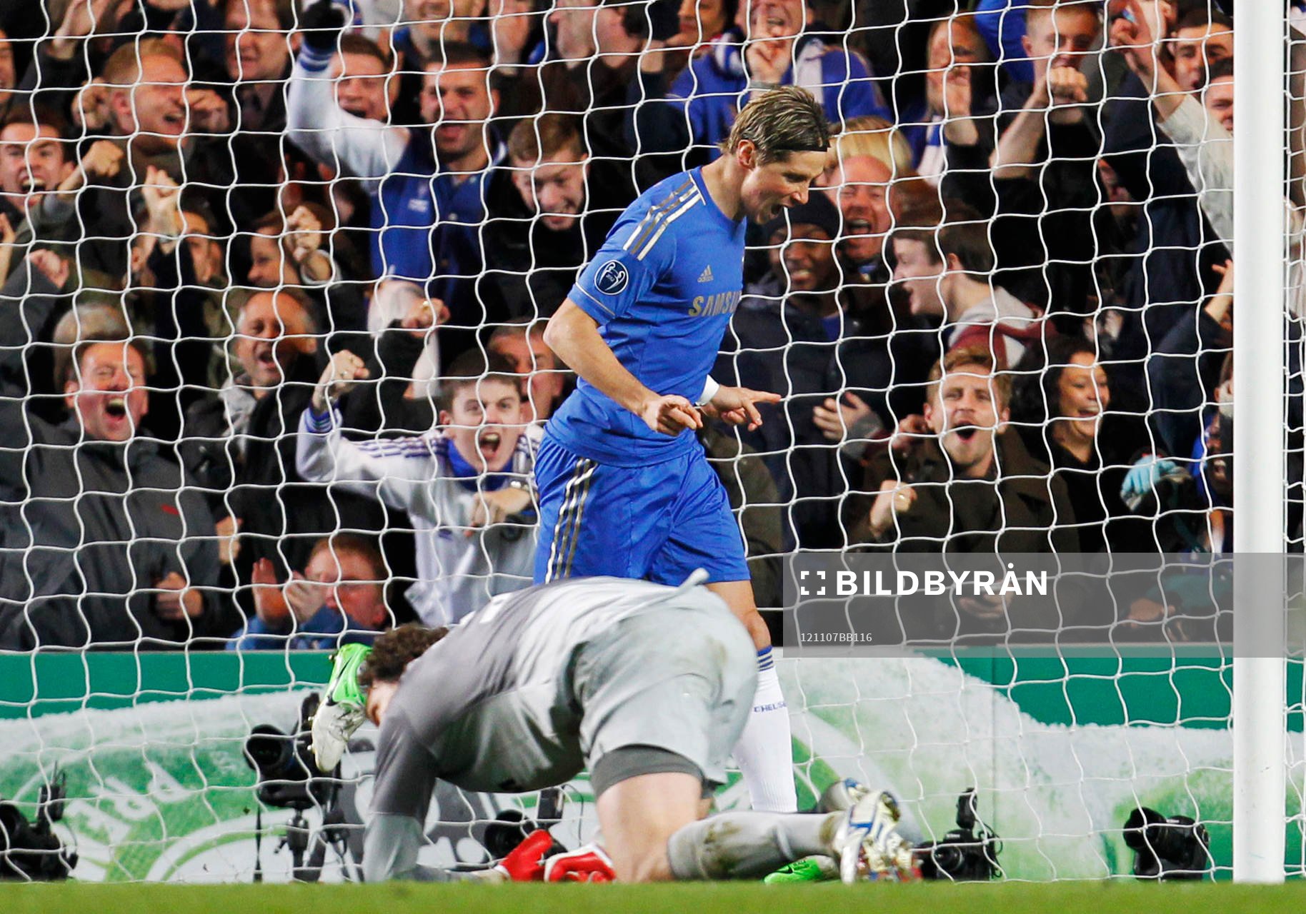 Football - Chelsea v Shakhtar Donetsk - UEFA Champions