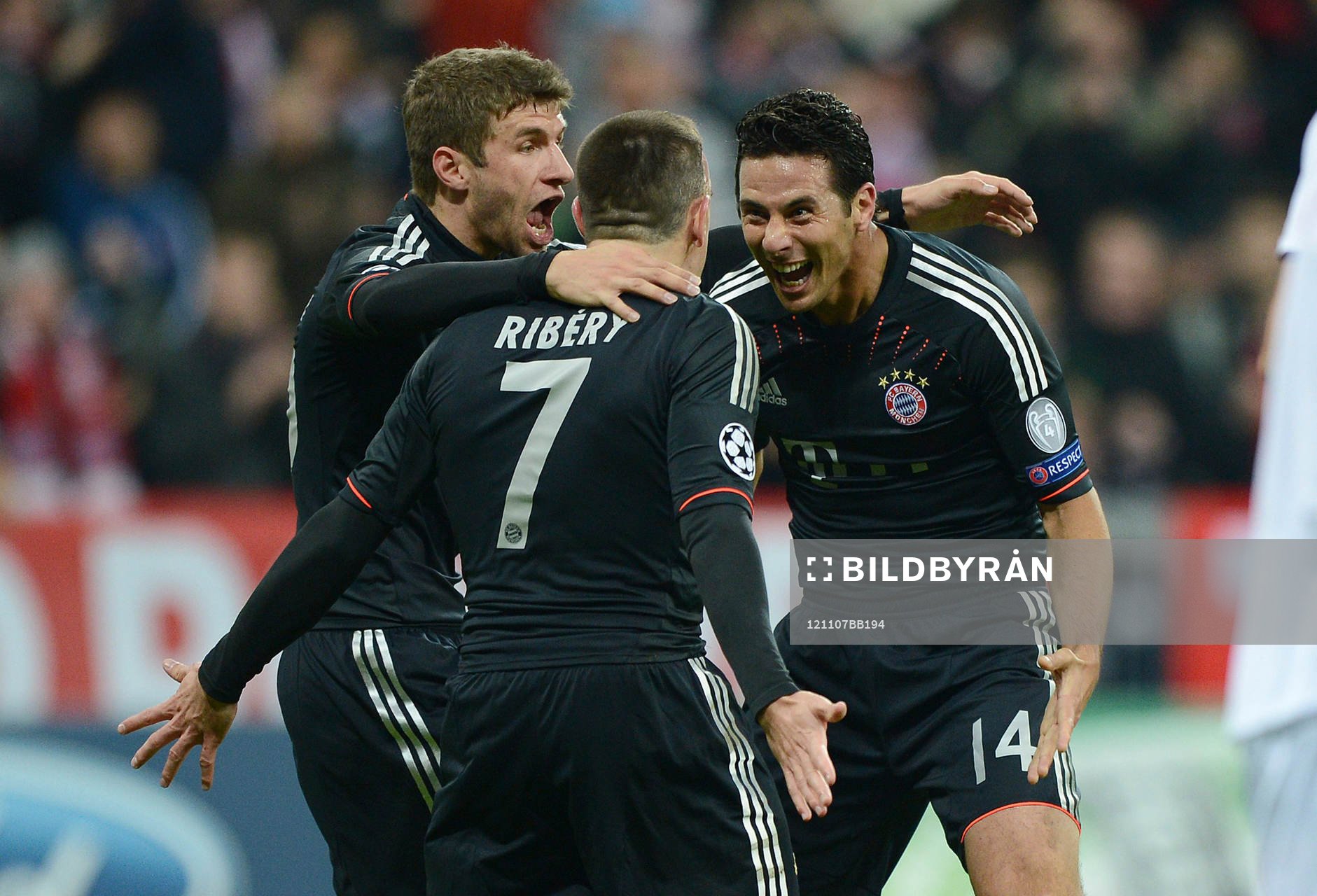 0 Jubel v.l Thomas Mueller, Franck Ribery, Torschuetze