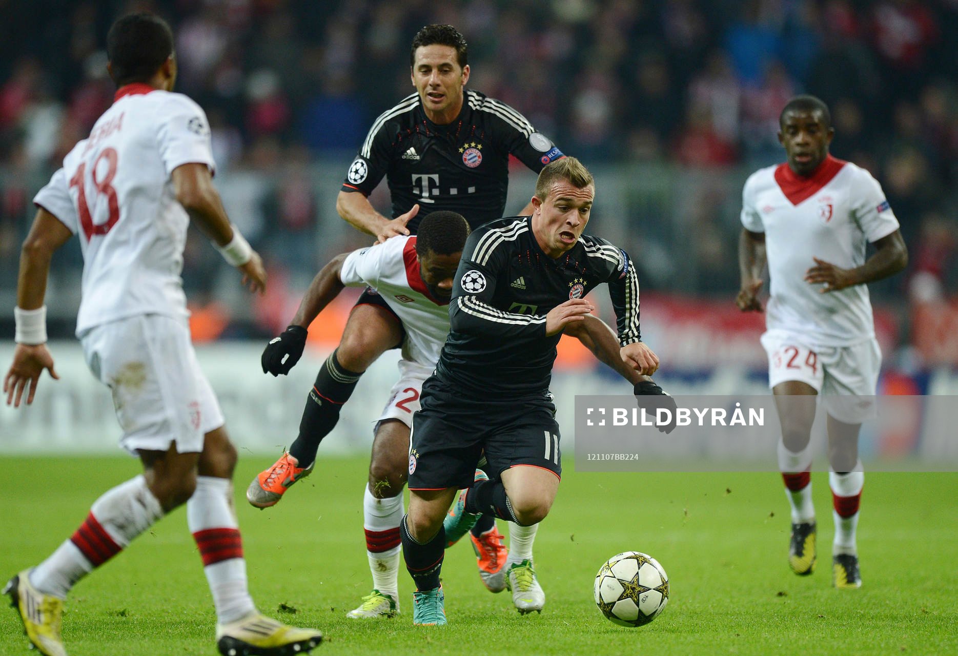 v.l. Claudio Pizarro, Aurelien Chedjou, Xherdan Shaqiri