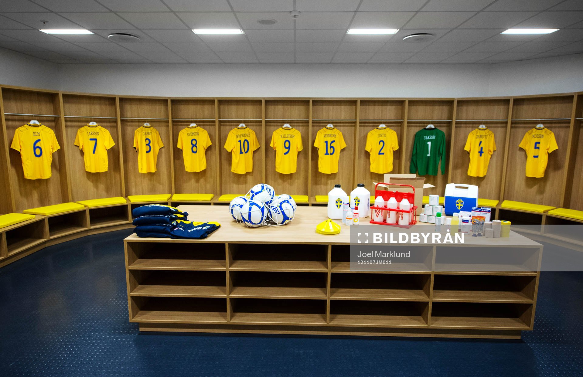 Svenska fotbollslandslagets omklädningsrum i Friends Arena