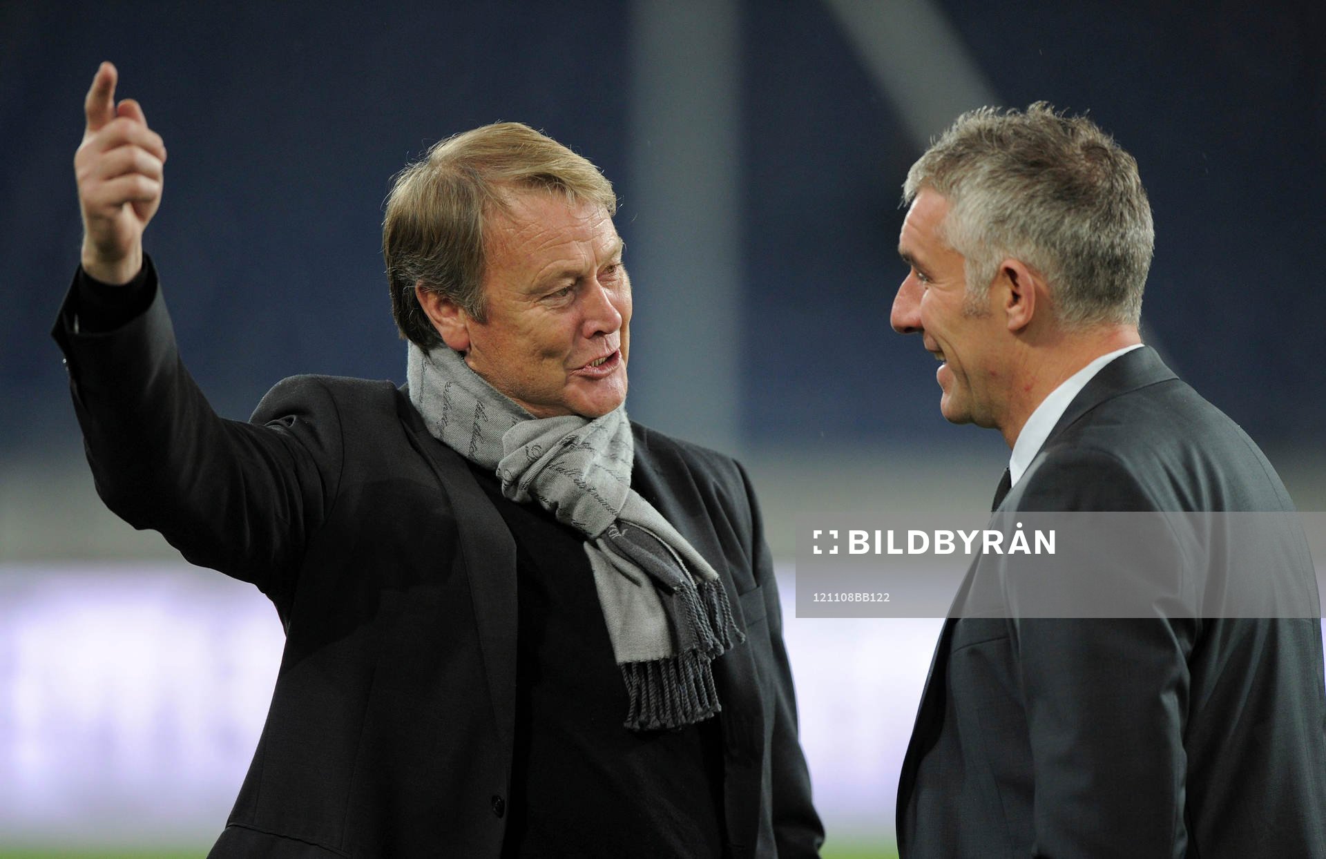 v.l. Trainer Age Fridtjof Hareide (Helsingborg), Trainer