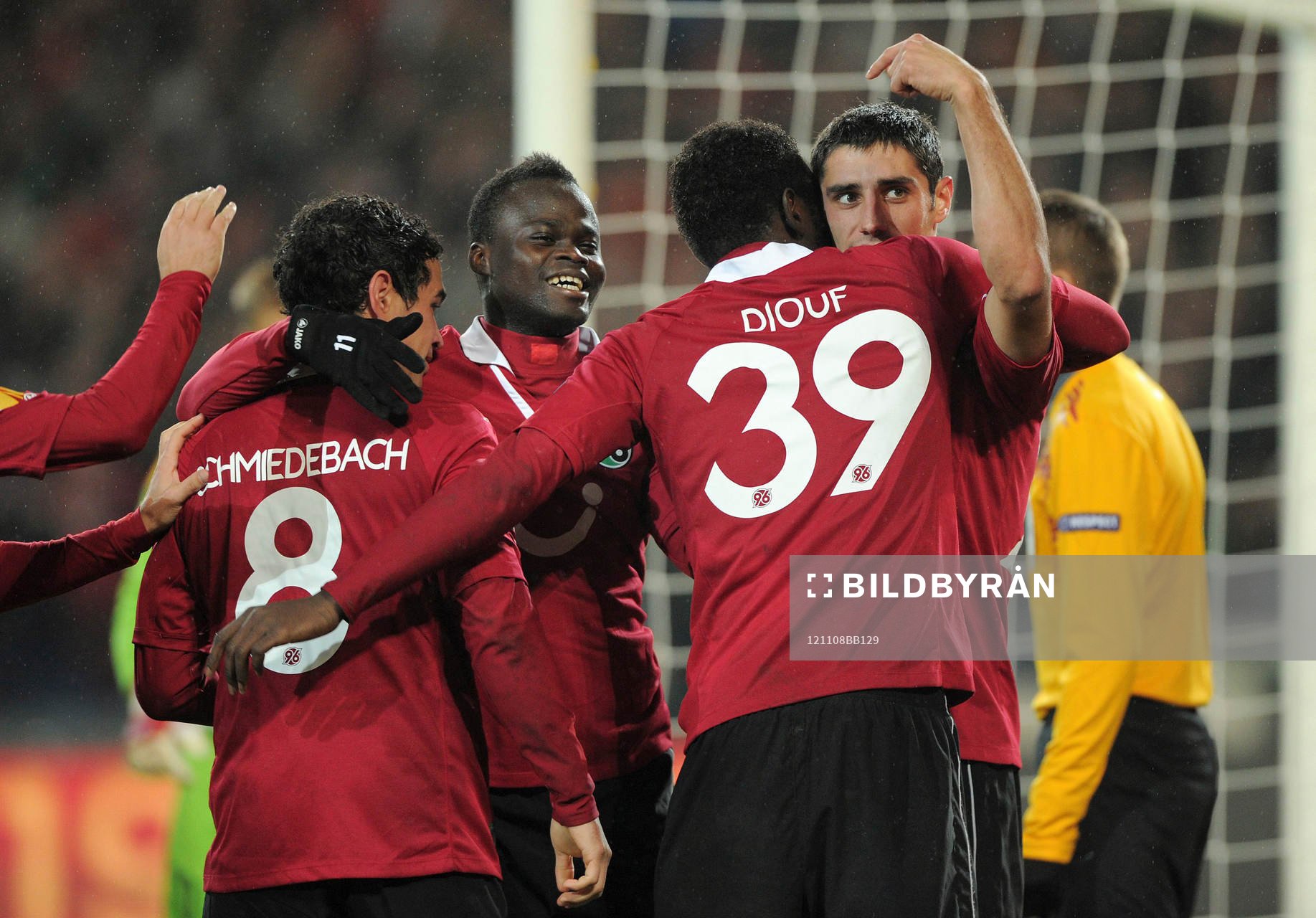 0 Jubel v.l. Mario Schmiedebach, Didier Ya Konan,