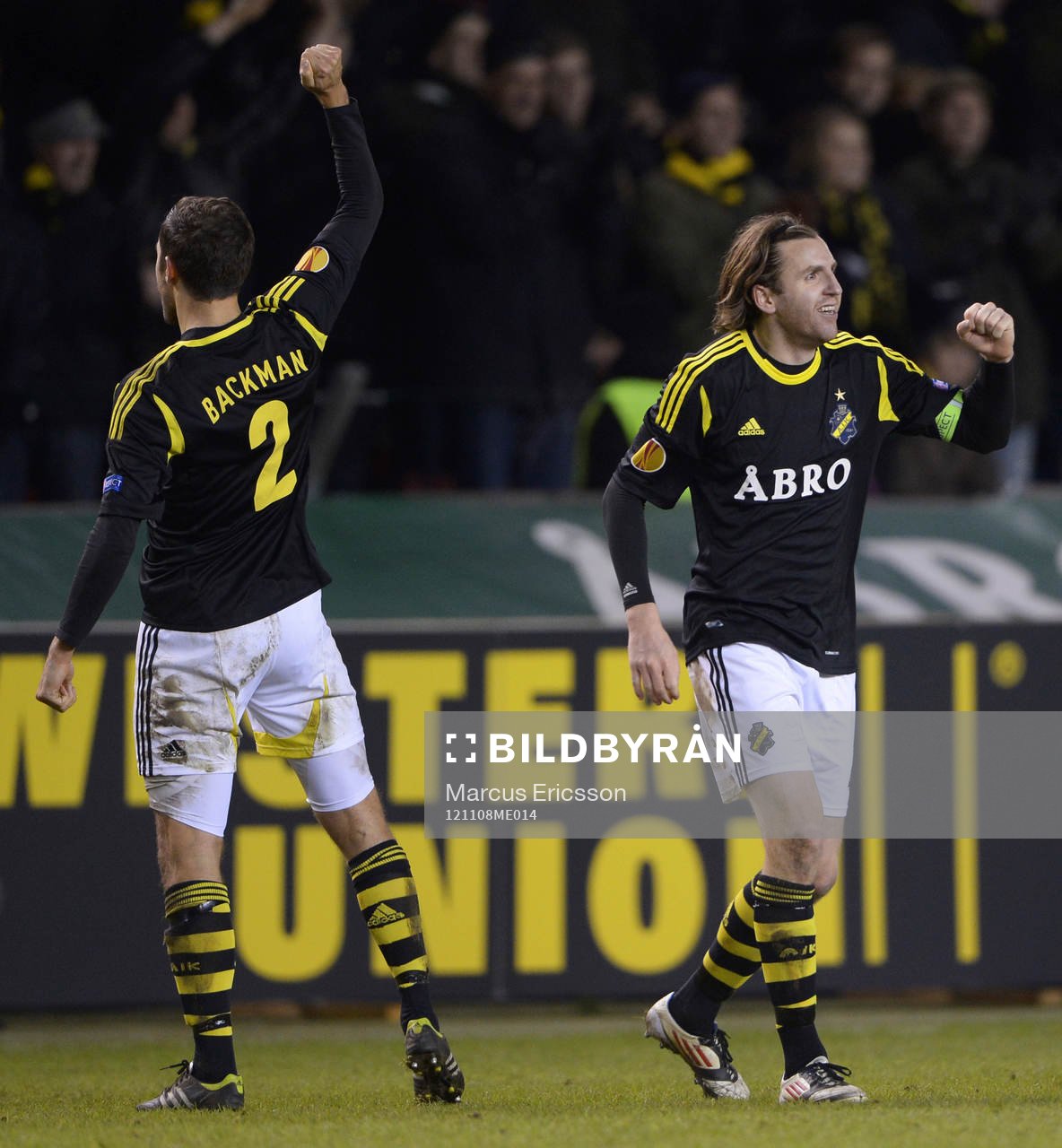Niklas Backman och Nils-Eric Johansson, AIK Jublar