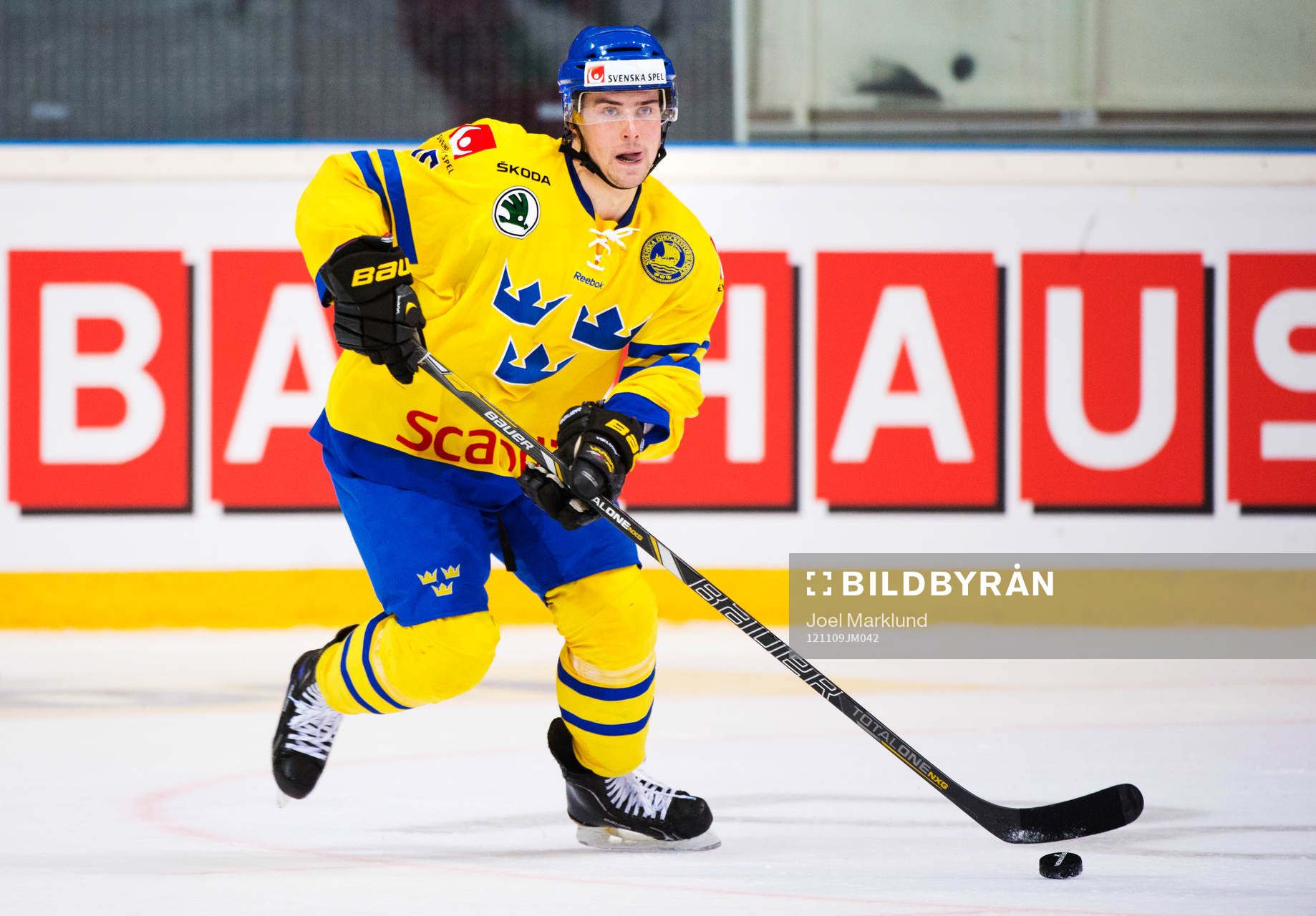 Tobias Viklund, Sverige