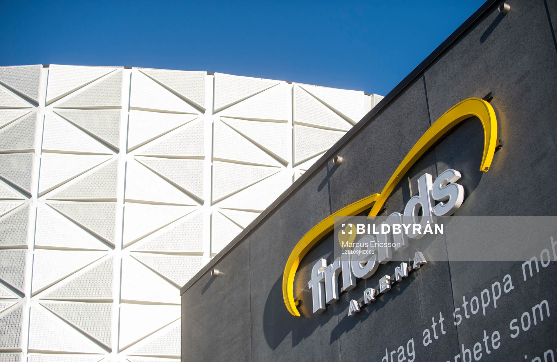 Fotboll, Nationalarenan Friends Arena: Sverige nya Nationalarena.