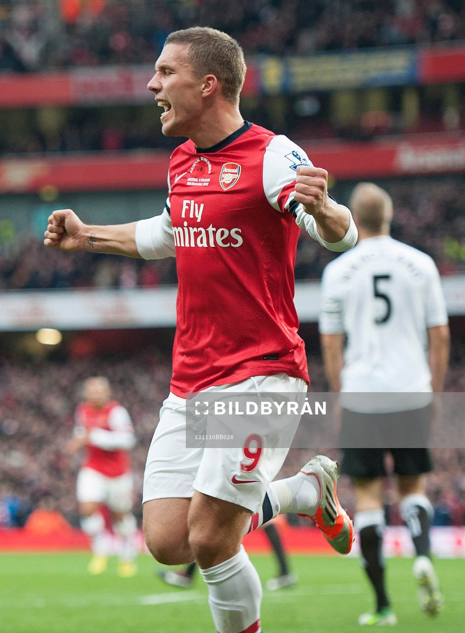Football - Arsenal v Fulham - Barclays Premier League -