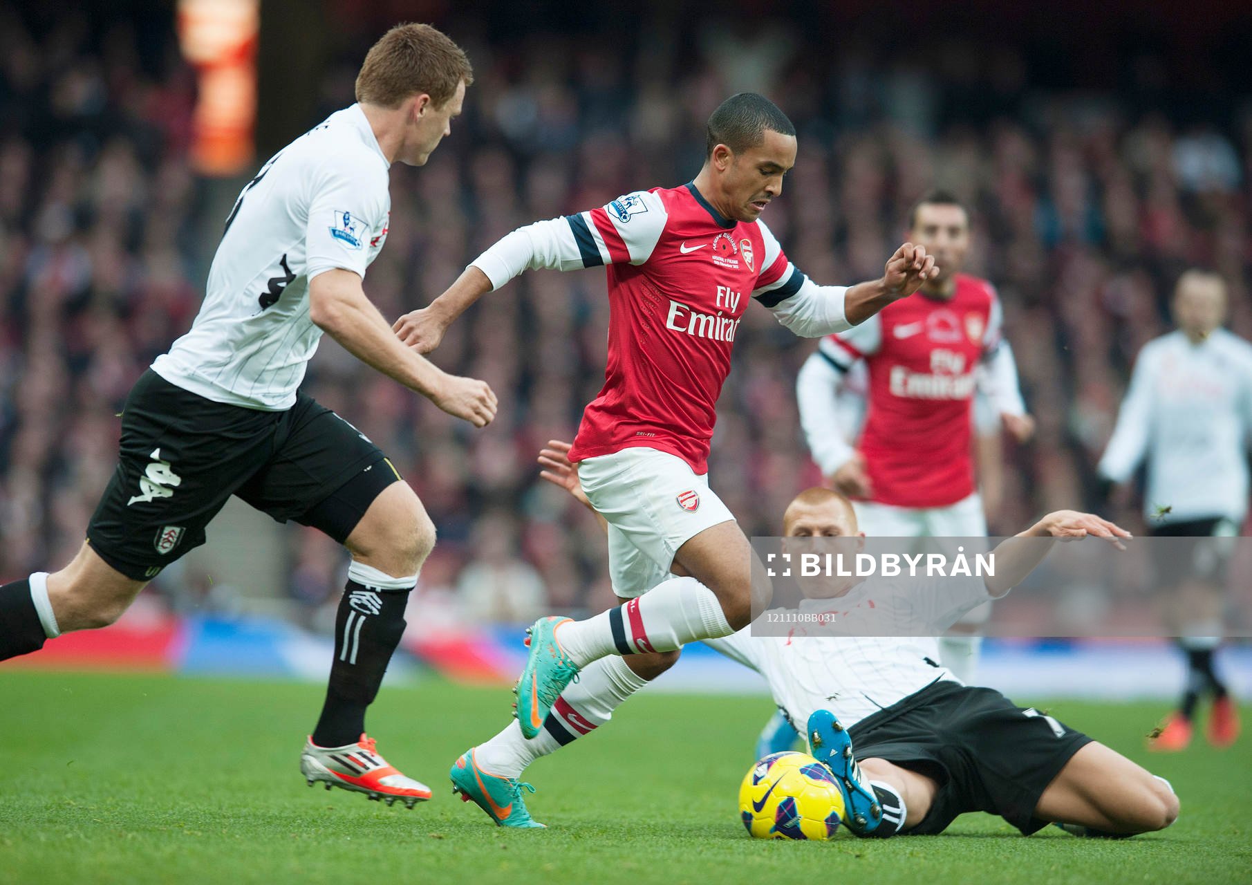 Football - Arsenal v Fulham - Barclays Premier League -