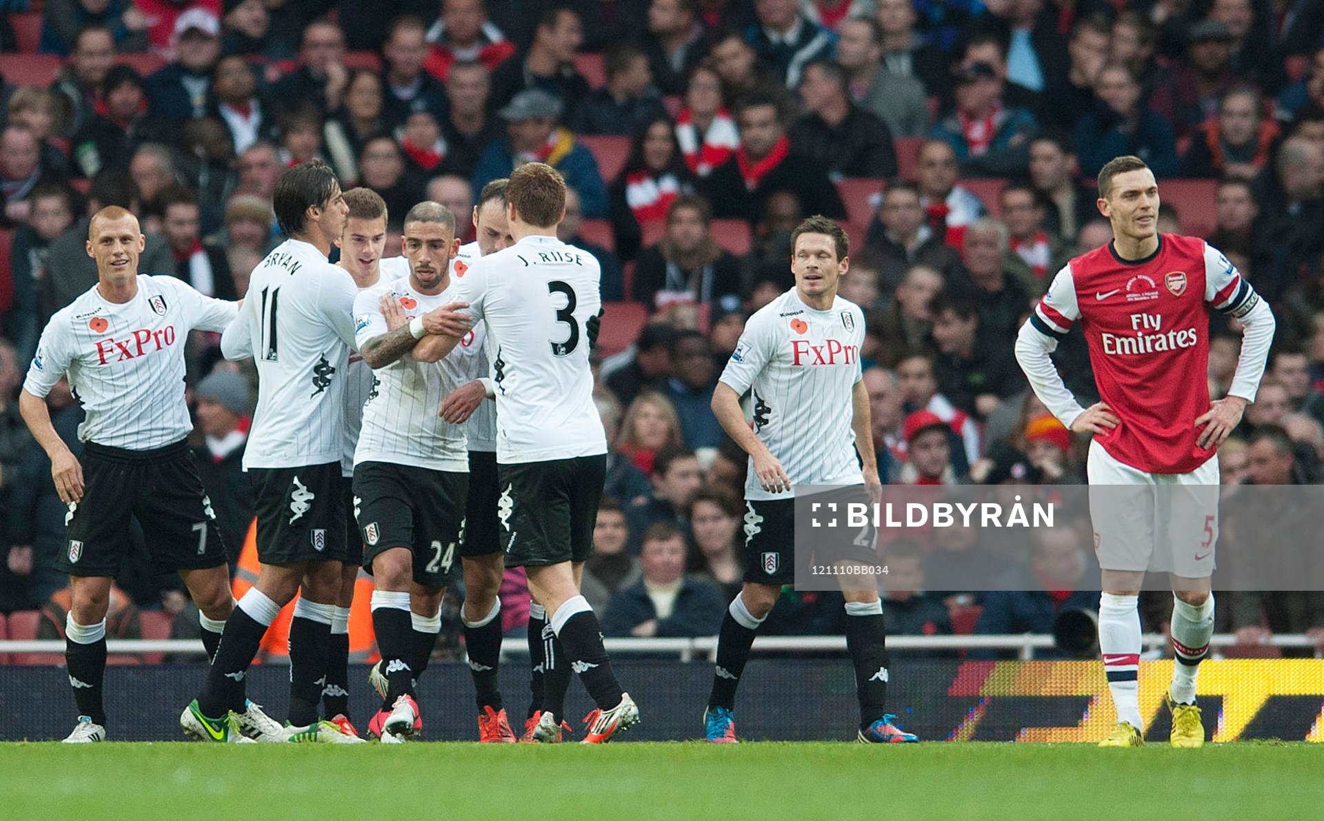 Football - Arsenal v Fulham - Barclays Premier League -