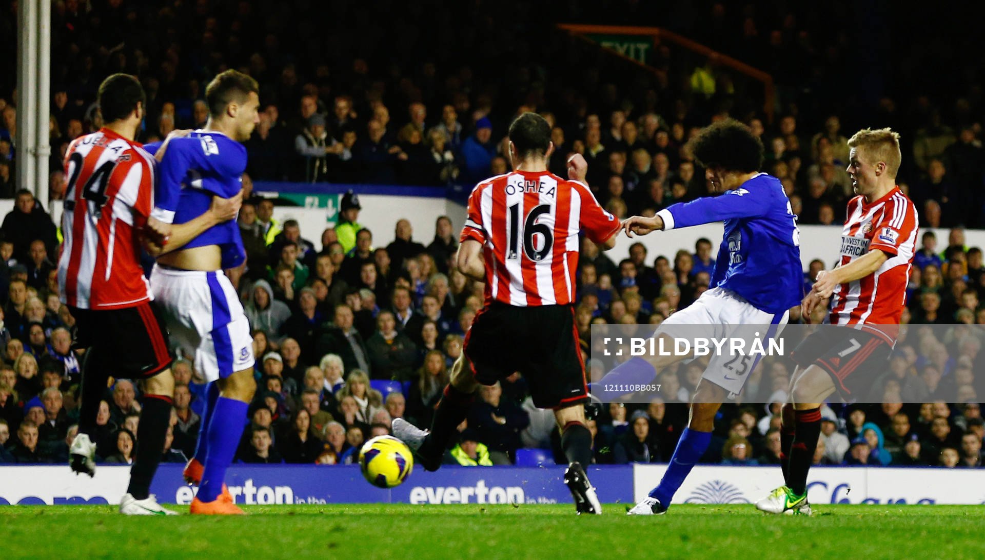Football - Everton v Sunderland - Barclays Premier League -