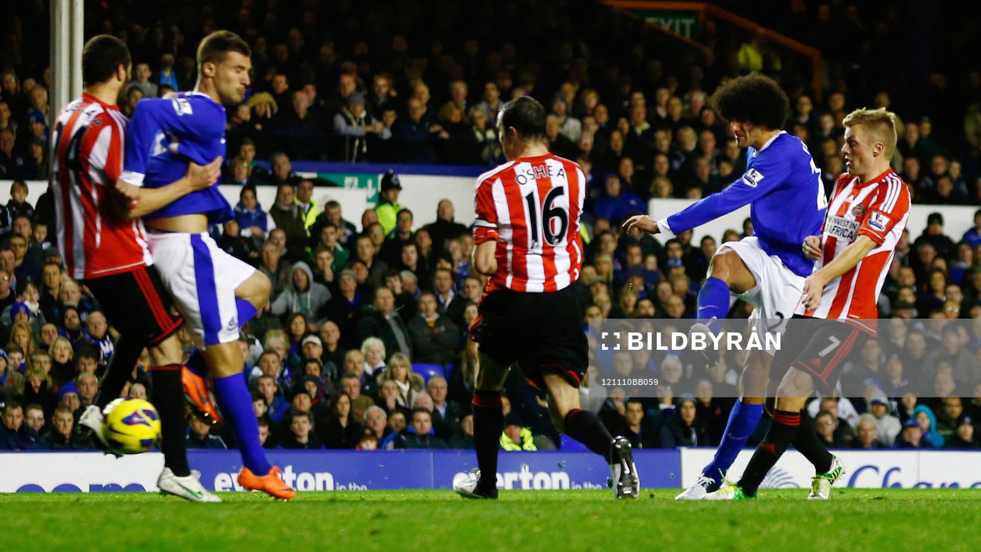 Football - Everton v Sunderland - Barclays Premier League -