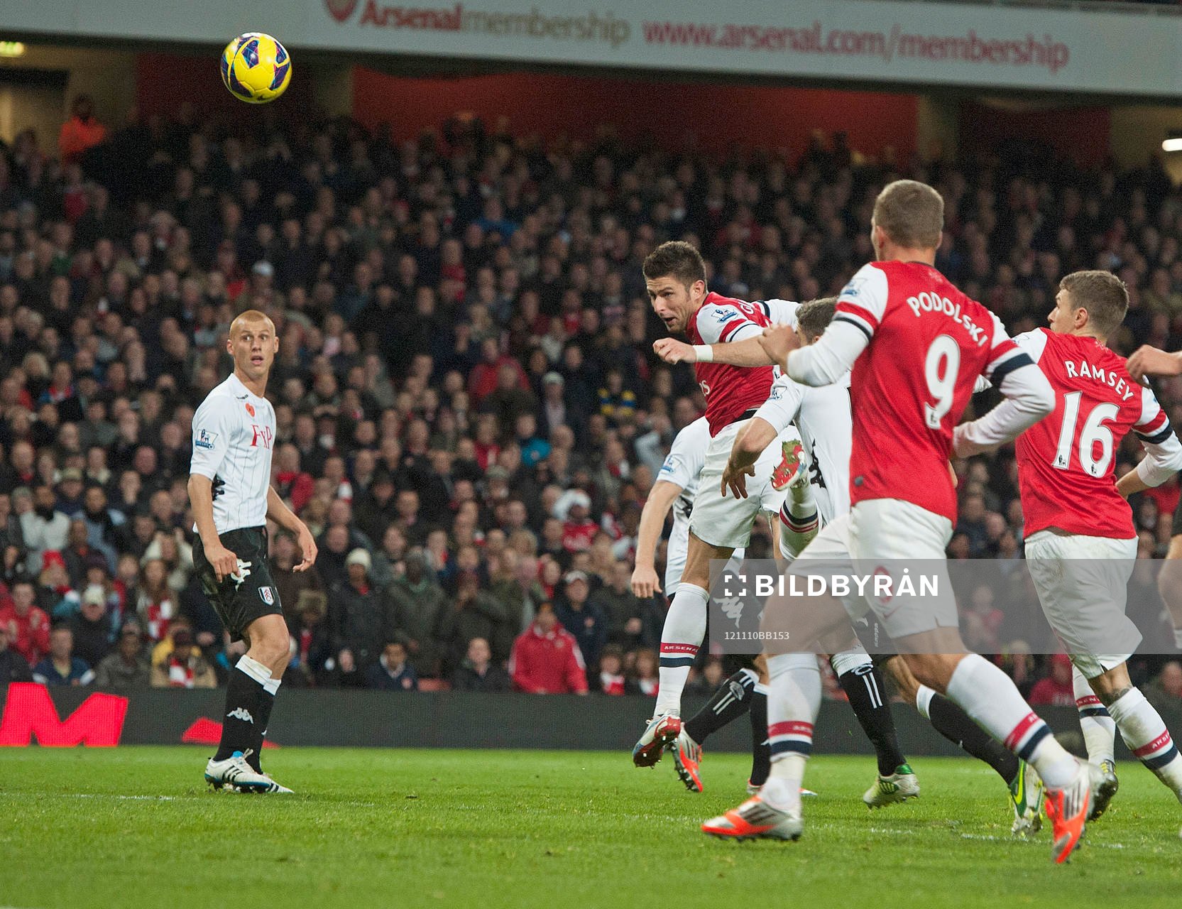 Football - Arsenal v Fulham - Barclays Premier League -