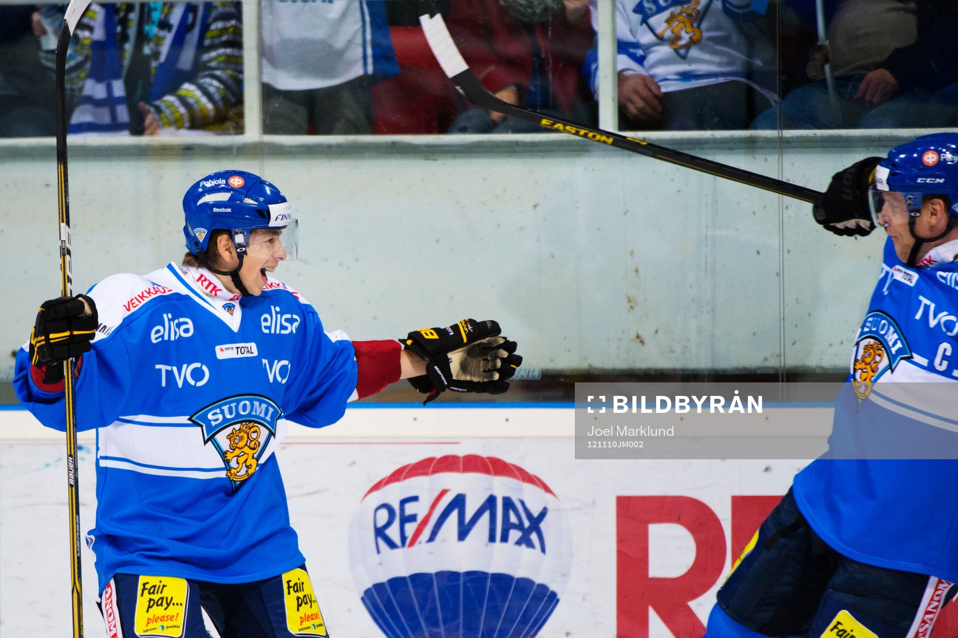 Sakari Salminen och Mikko Koivu, Finland, jublar
