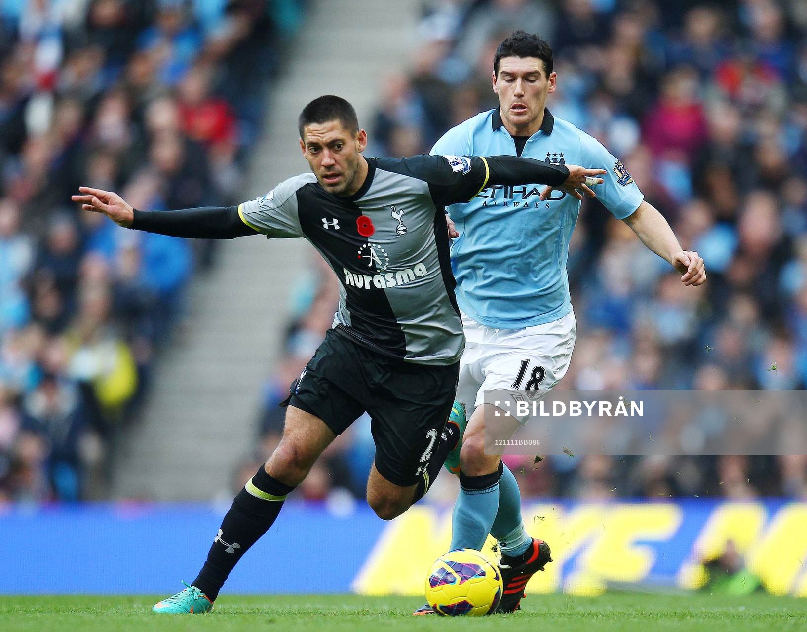 Football - Manchester City v Tottenham Hotspur - Barclays