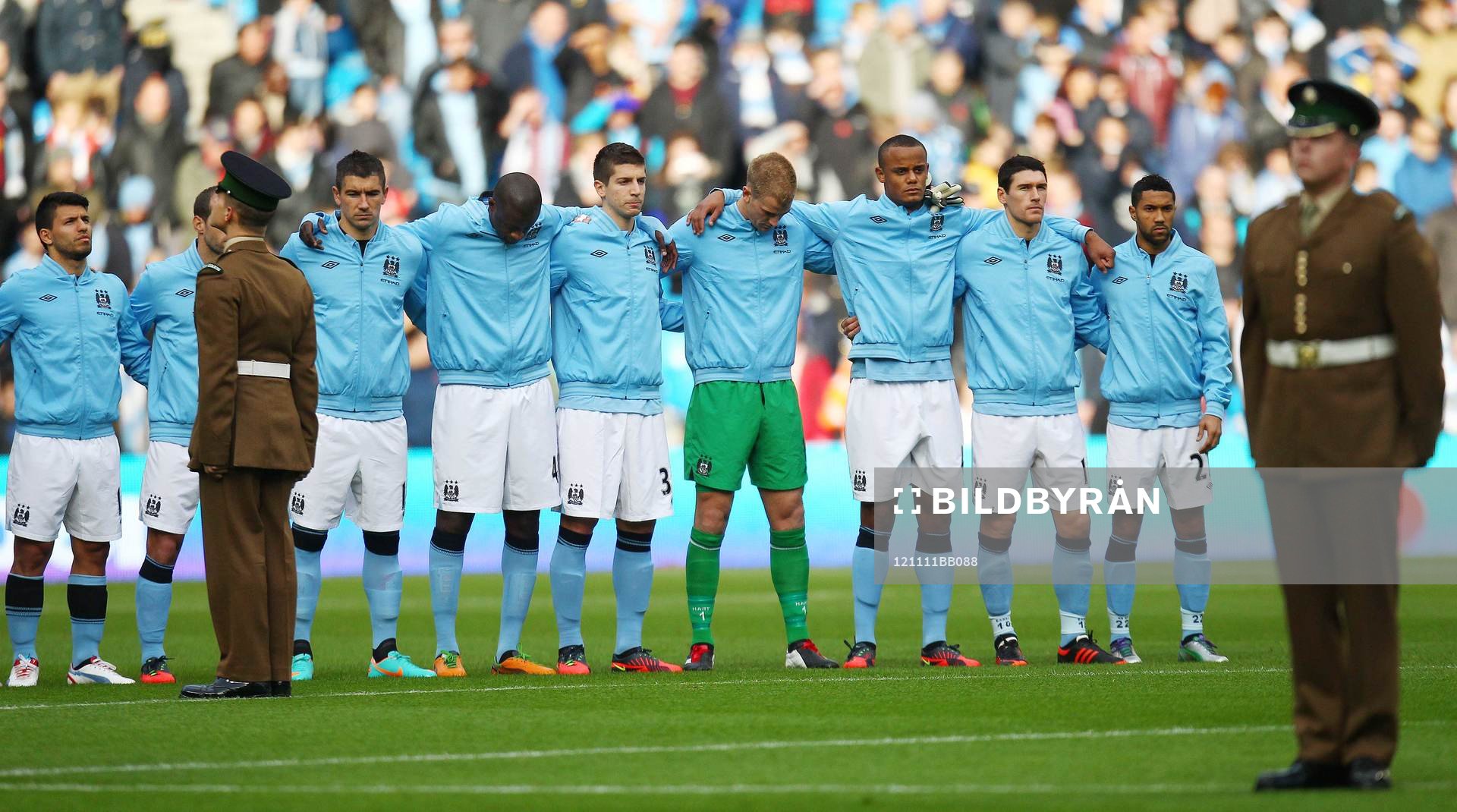 Football - Manchester City v Tottenham Hotspur - Barclays