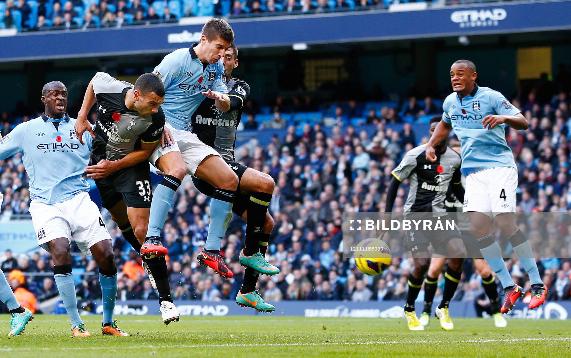 Football - Manchester City v Tottenham Hotspur - Barclays