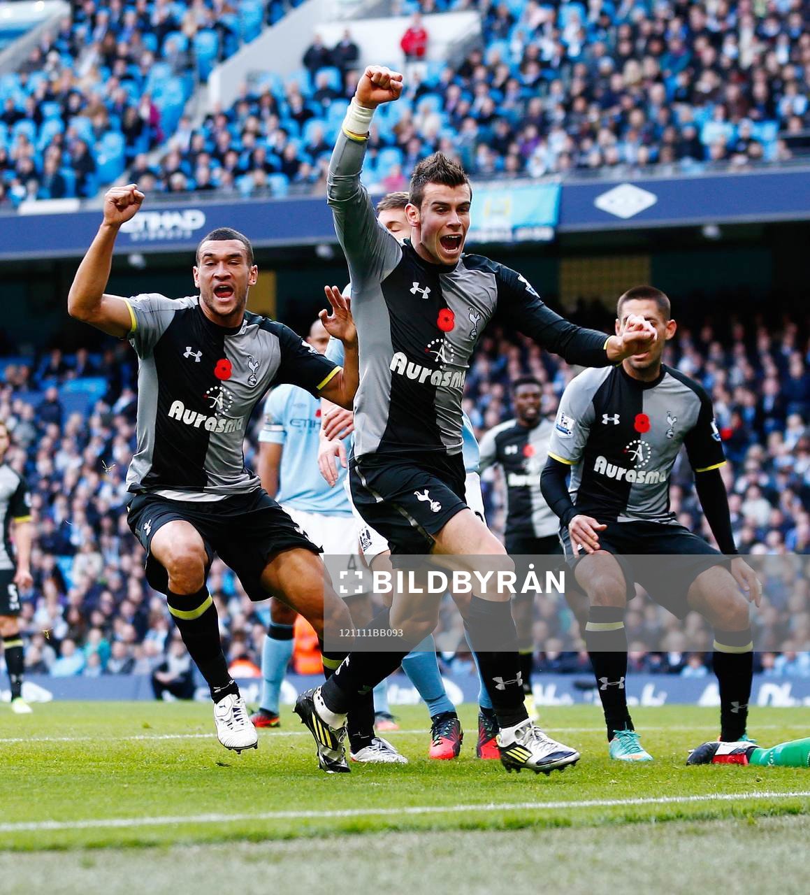 Football - Manchester City v Tottenham Hotspur - Barclays