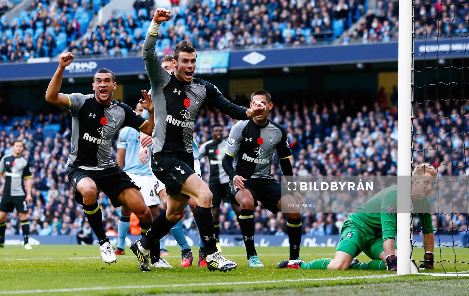 Football - Manchester City v Tottenham Hotspur - Barclays
