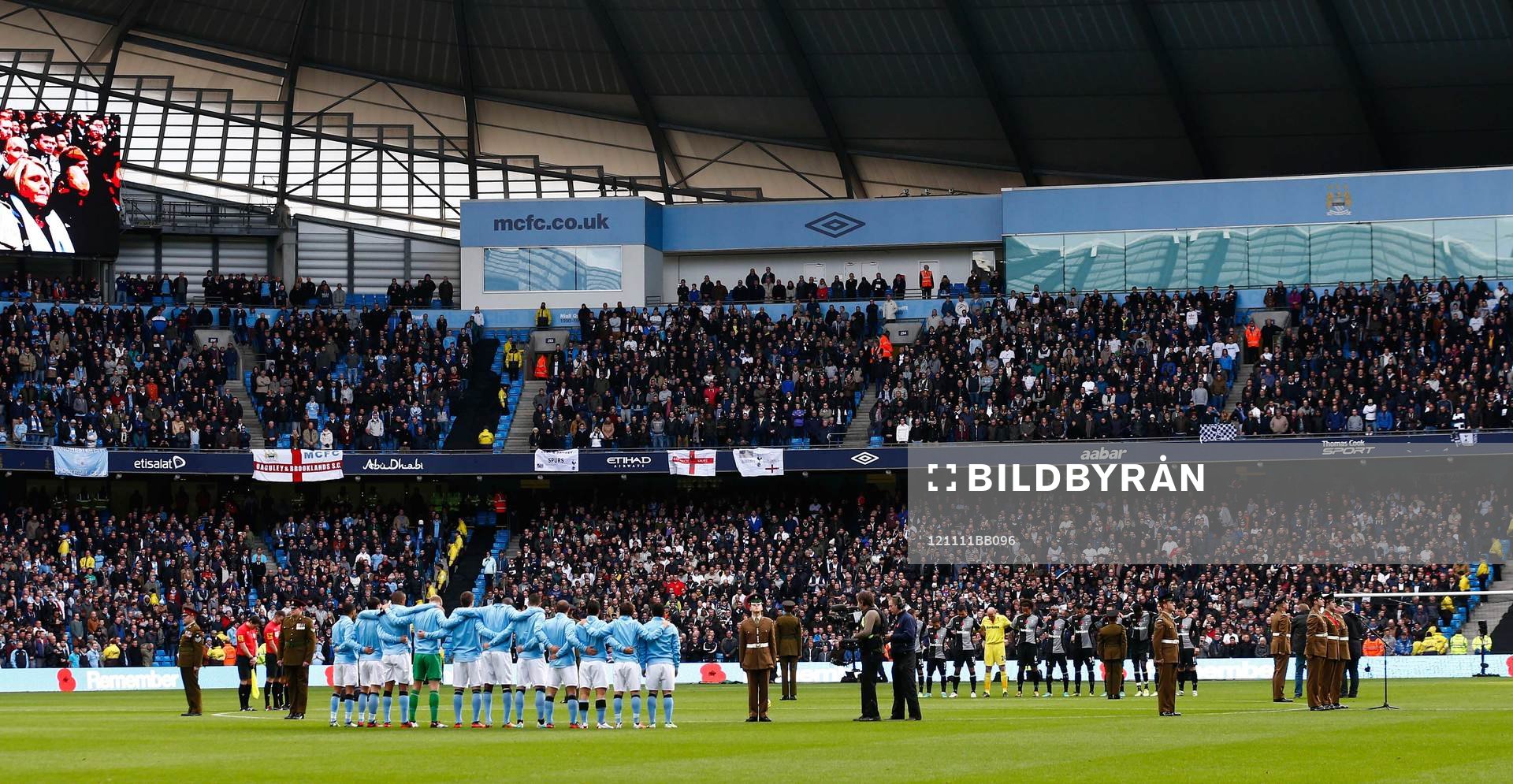 Football - Manchester City v Tottenham Hotspur - Barclays