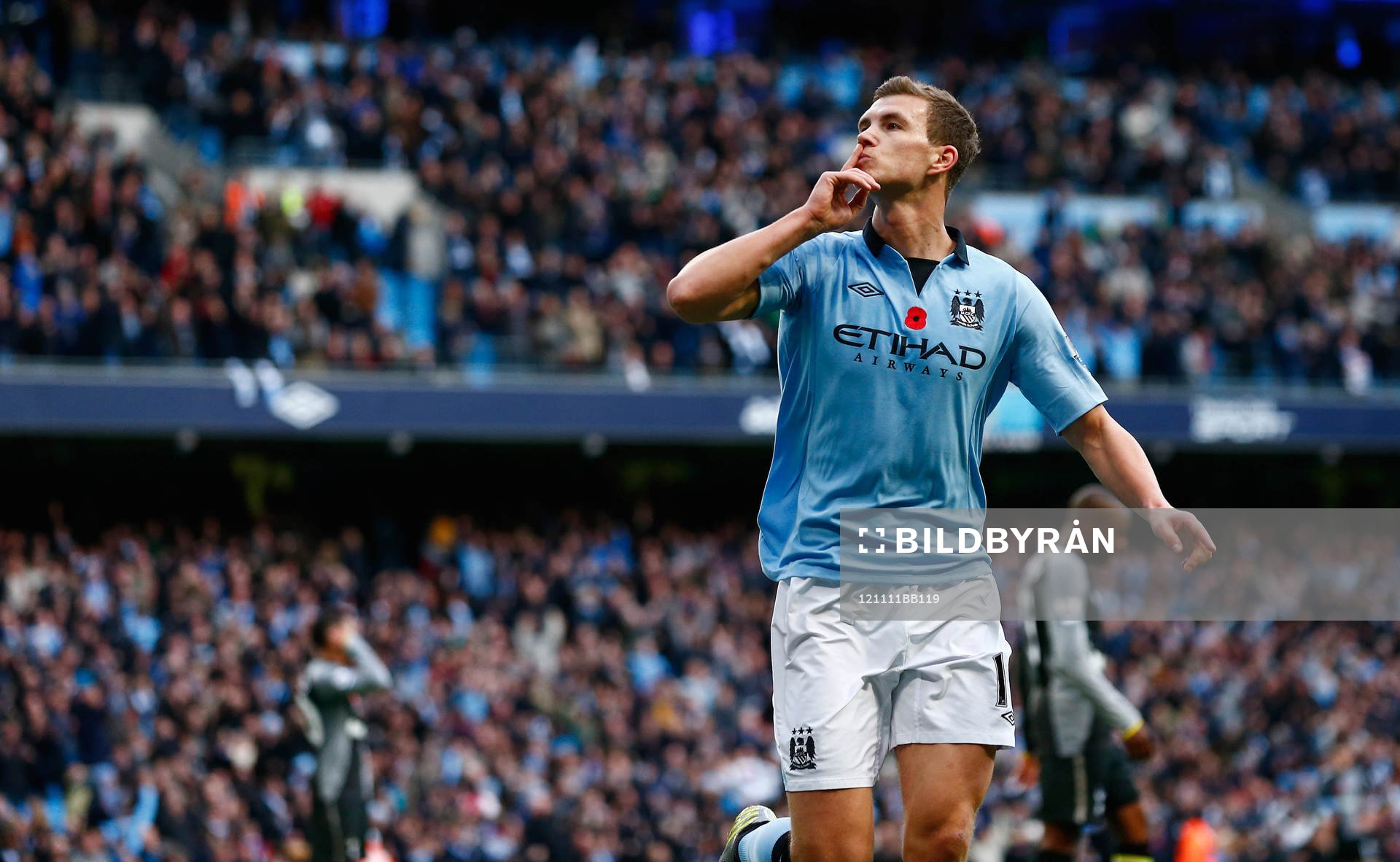 Football - Manchester City v Tottenham Hotspur - Barclays