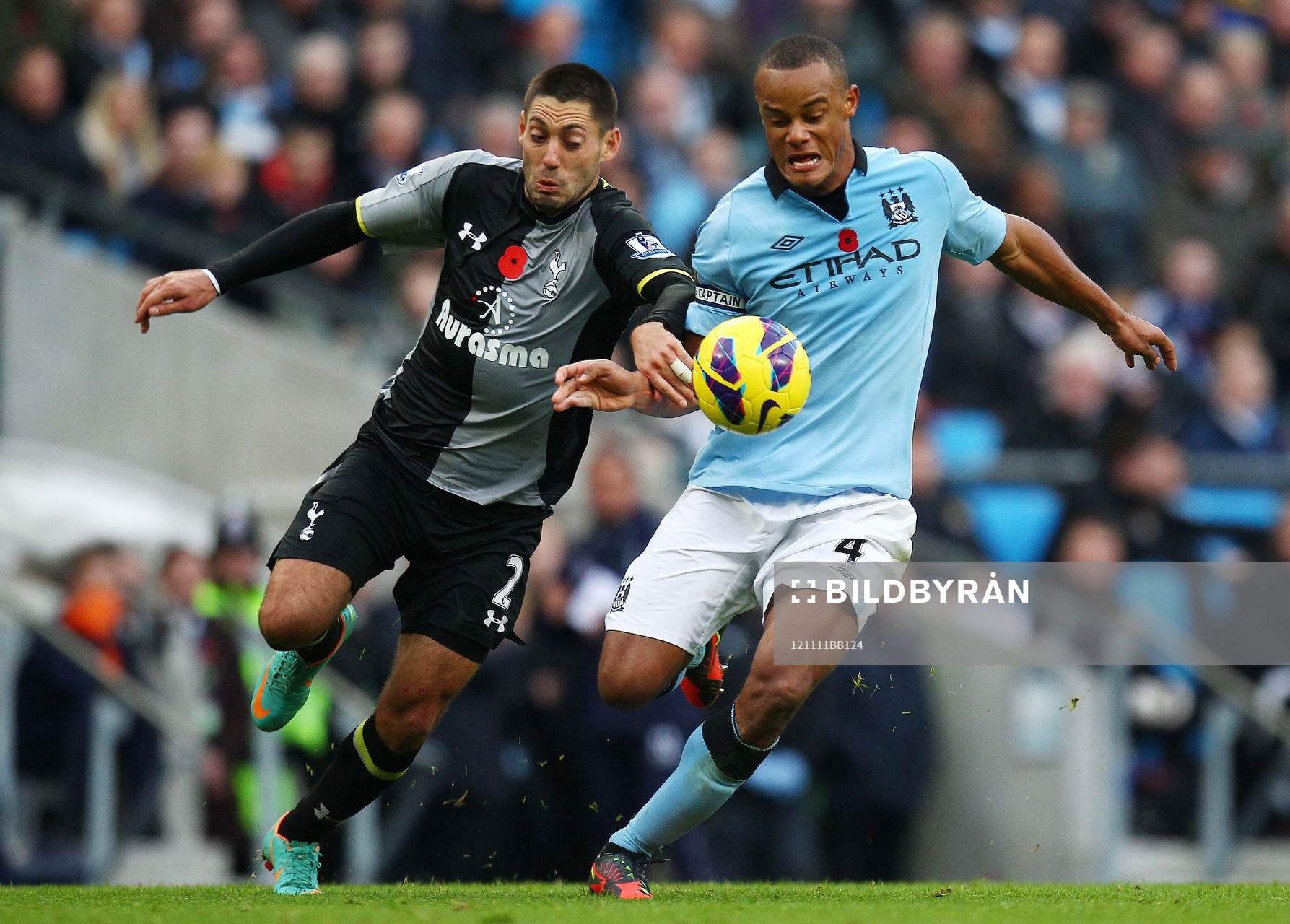 Football - Manchester City v Tottenham Hotspur - Barclays