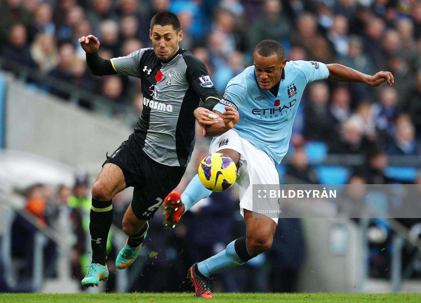 Football - Manchester City v Tottenham Hotspur - Barclays